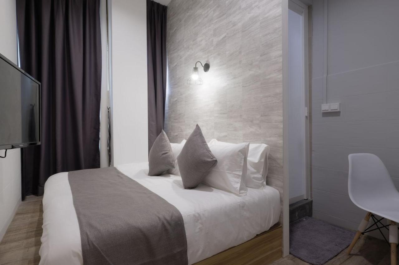 Deluxe Double Room,1048869889:JPEG