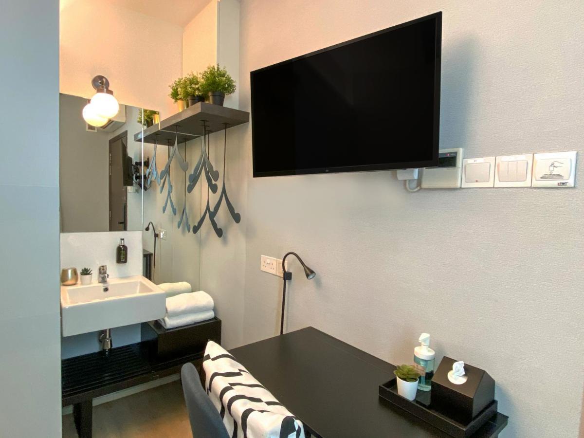 Double Room, DAYUSE, 5 Hours: 9AM-2PM