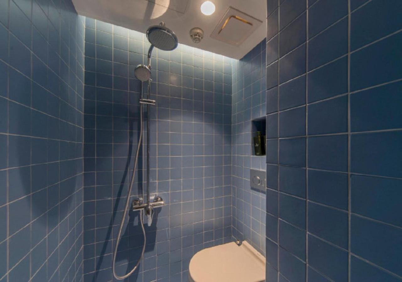 The Good Room,1121340594:JPEG