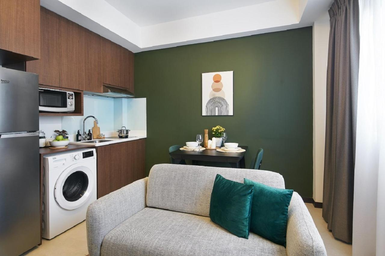 One-Bedroom Deluxe