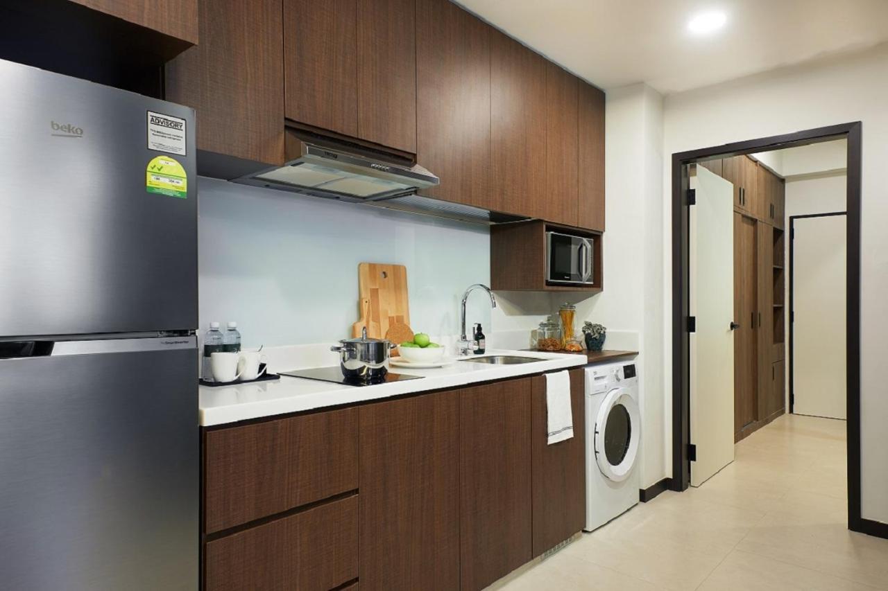 One-Bedroom Triple