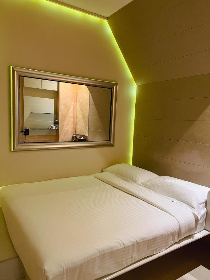 Standard Double Room,1206664084:JPEG