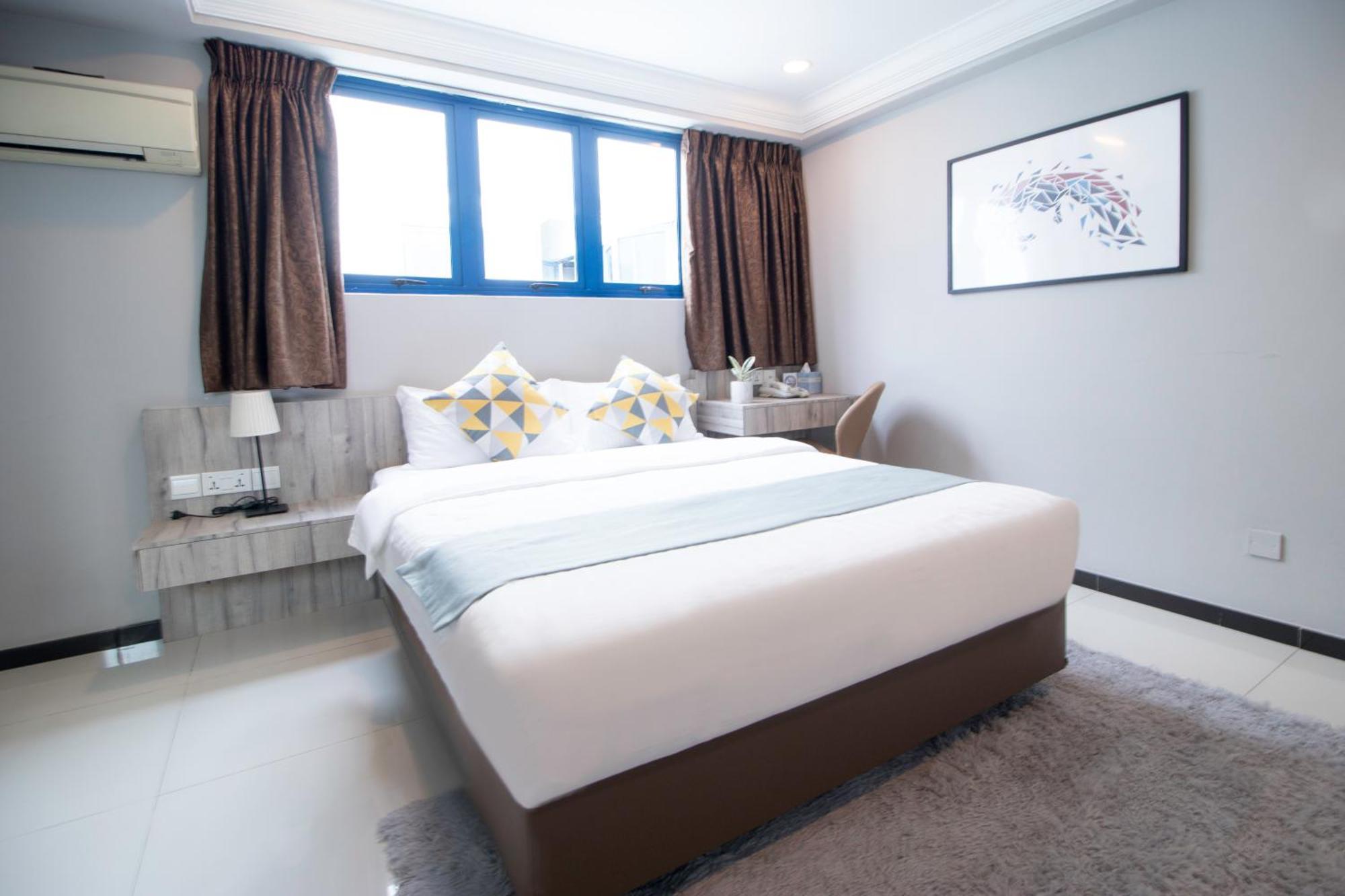 Superior Queen Room Newly Renovated