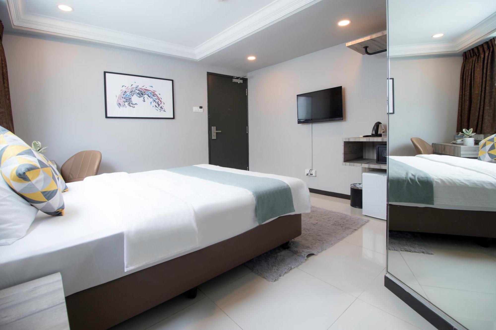 Superior Queen Room Newly Renovated
