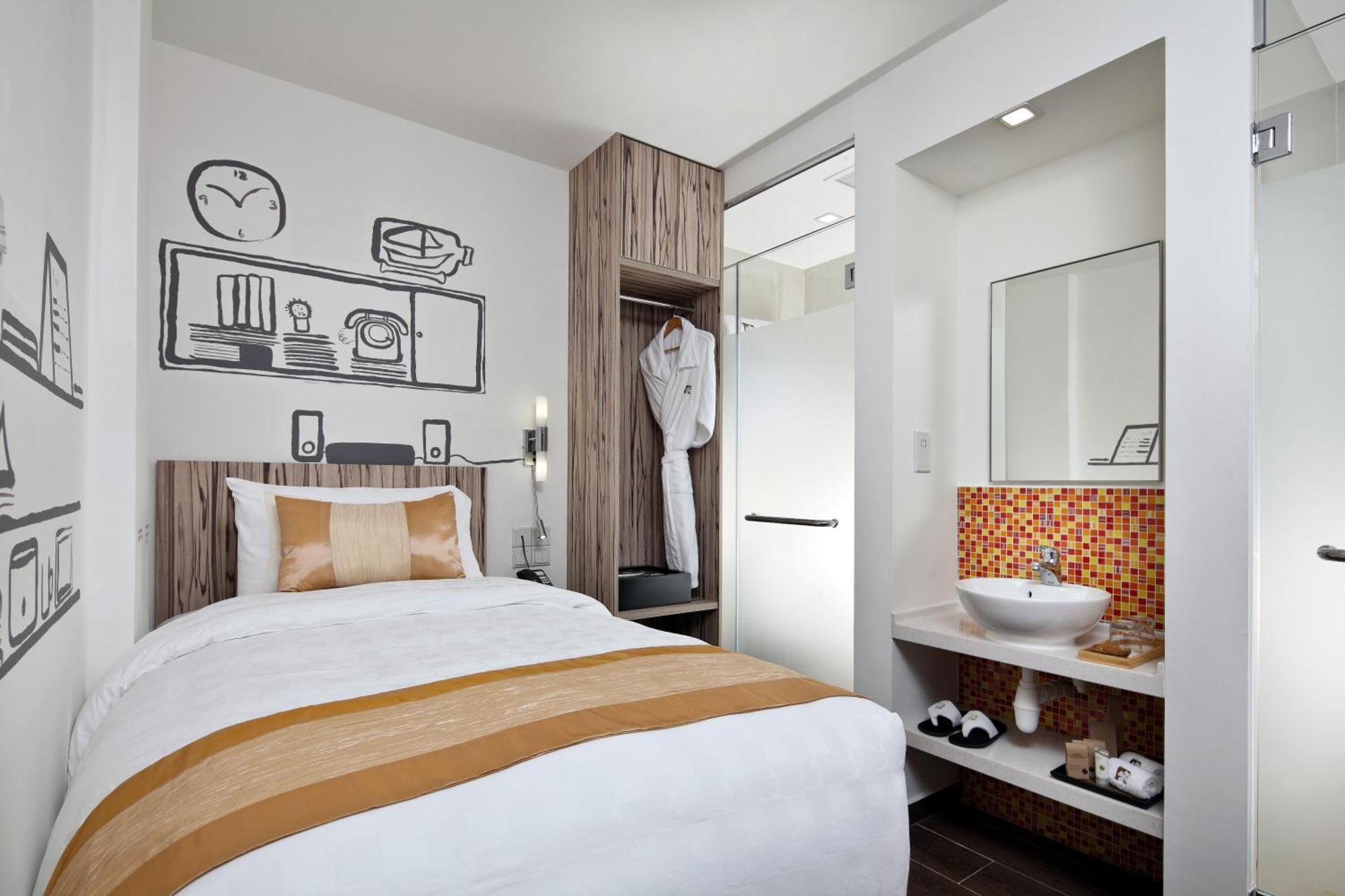 Superior Single Room without Window