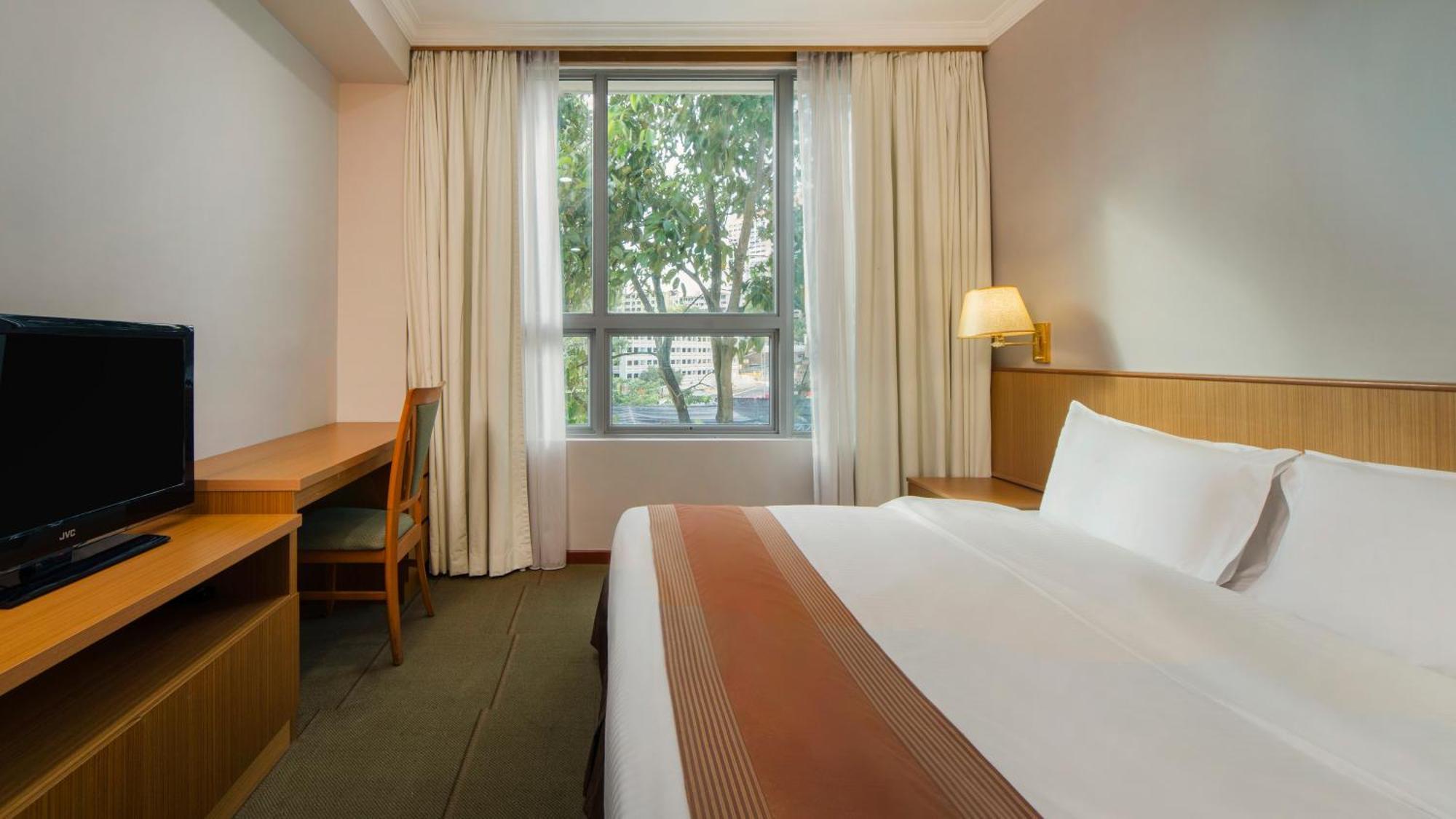 Standard King Room