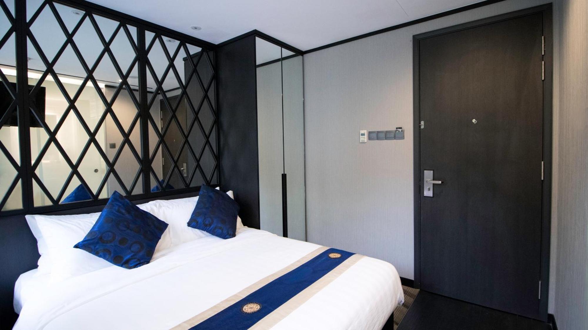 Deluxe Queen Room Balcony