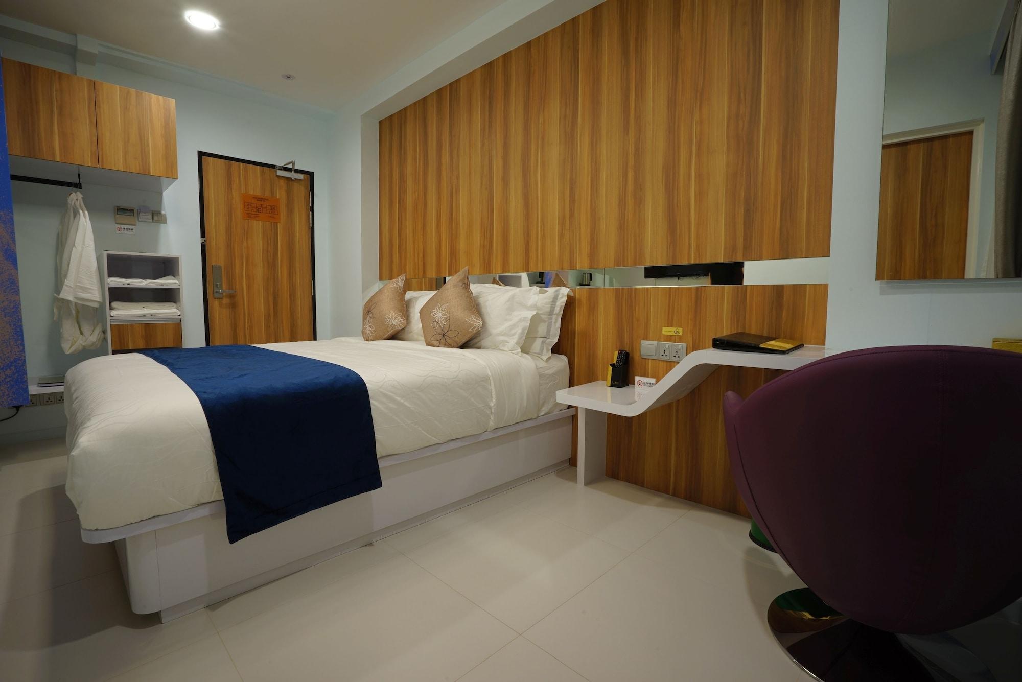 Superior Queen Room