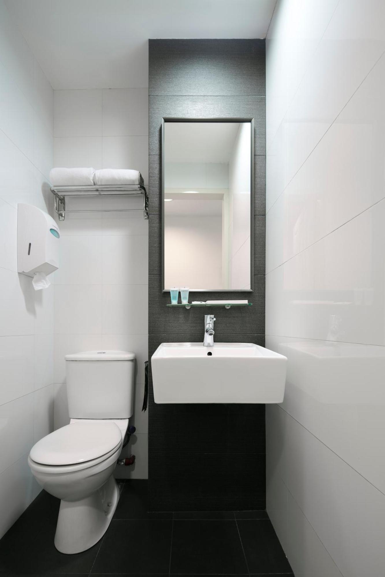 Standard Twin Room,1212496465:JPEG