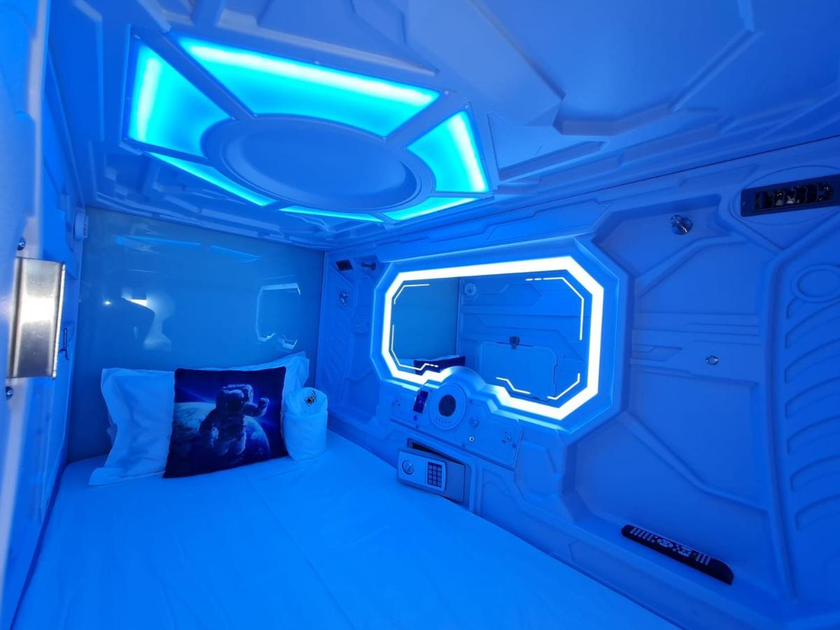 Single Capsule