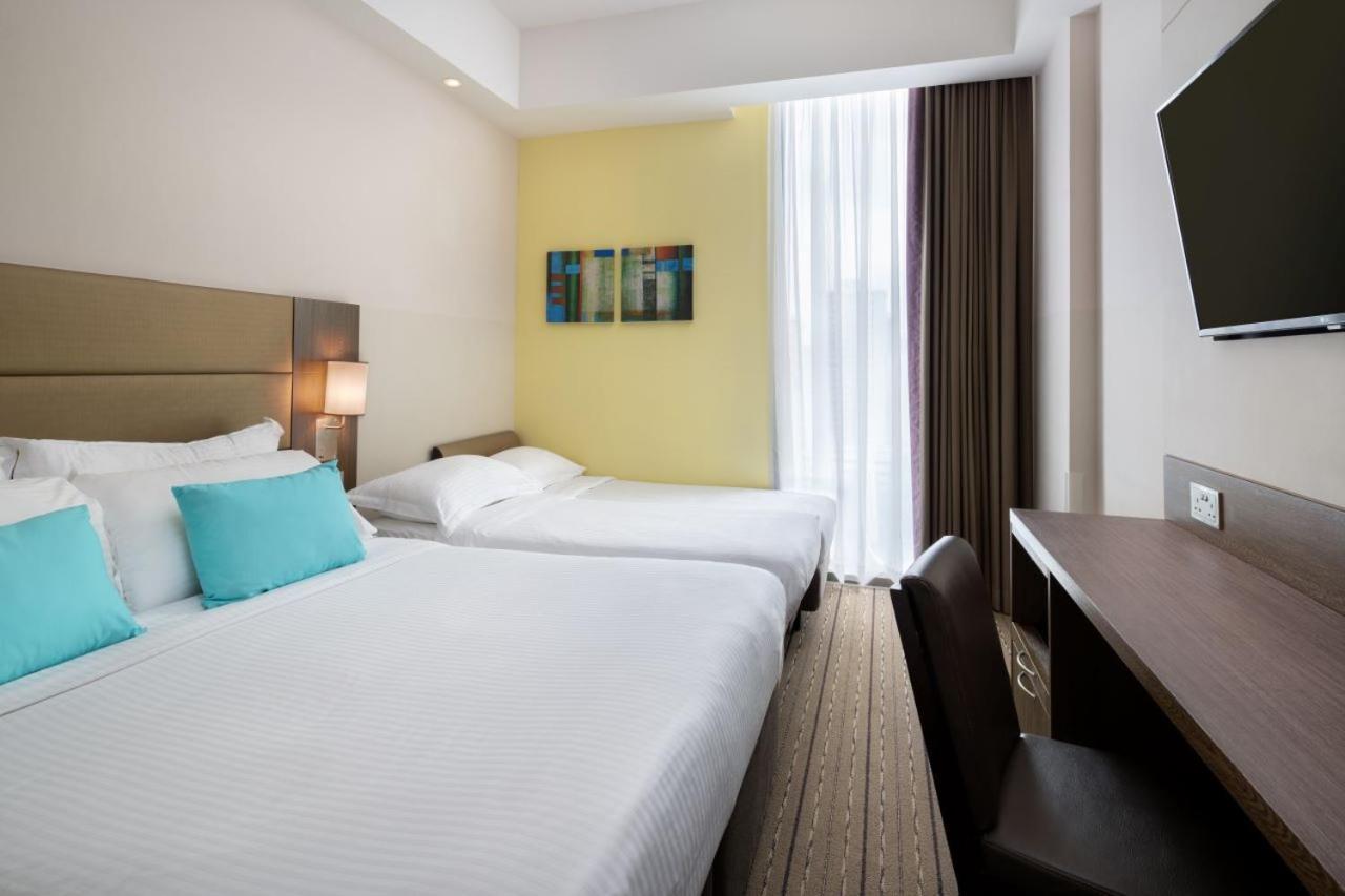 Family Room with 1 Queen Bed, 1 Sofa Bed & 1 Rollaway Bed,710980669:JPEG