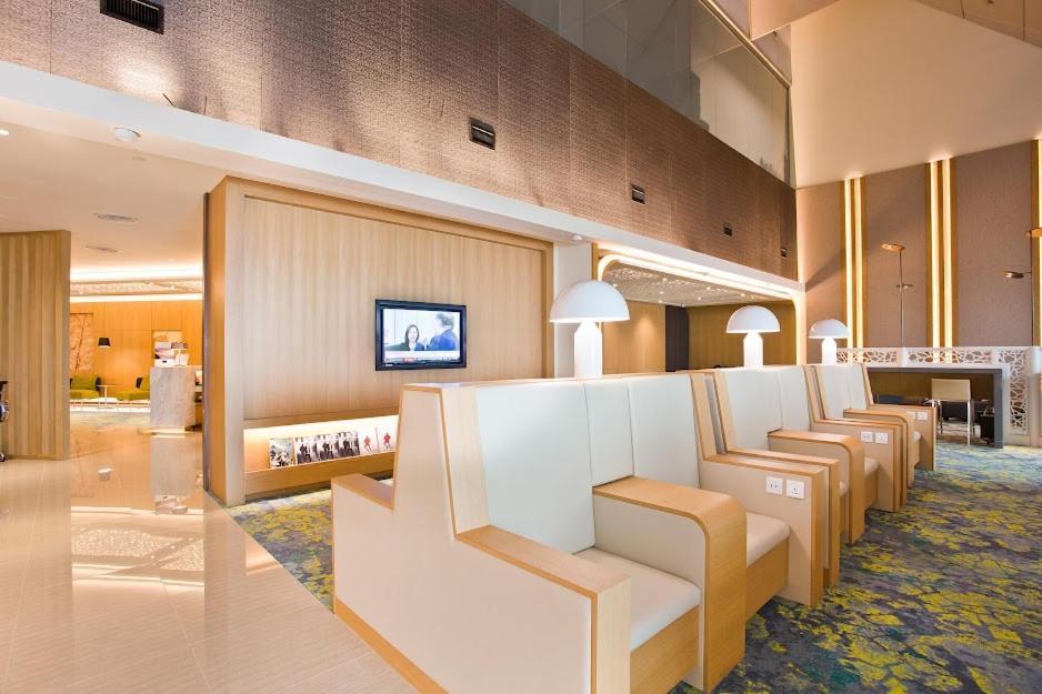 Nap Room Lounge meals Common Shower & Toilet Check 2PM & Check-out 12PM