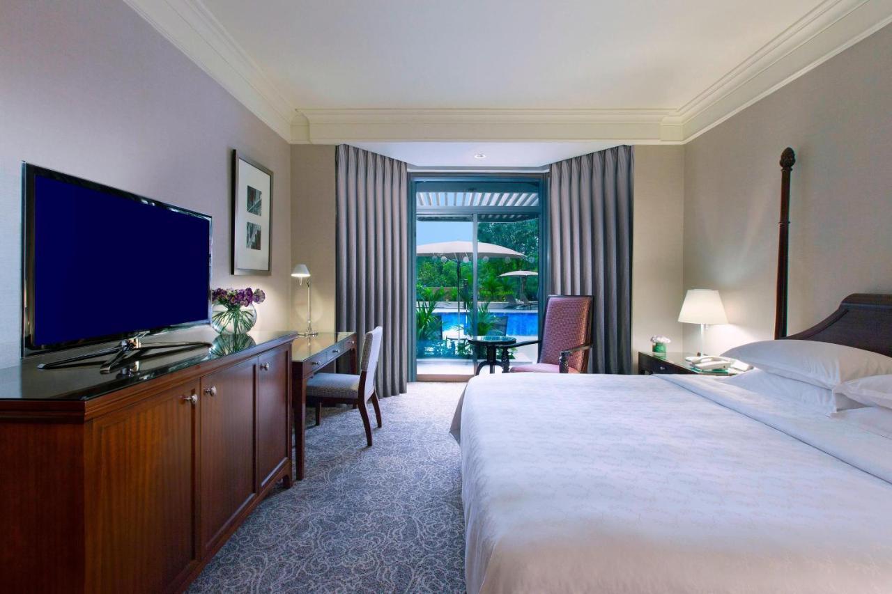 Pool King Room Executive Lounge Access Poolside access