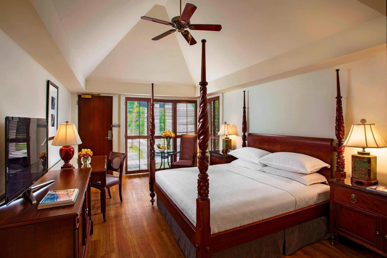 Cabana King Room Balcony Executive Lounge Access