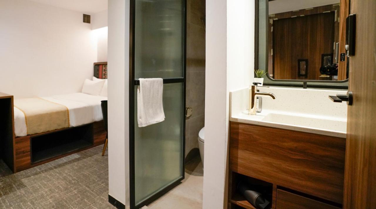 Double Room DAYUSE 9hrs 9AM-6PM