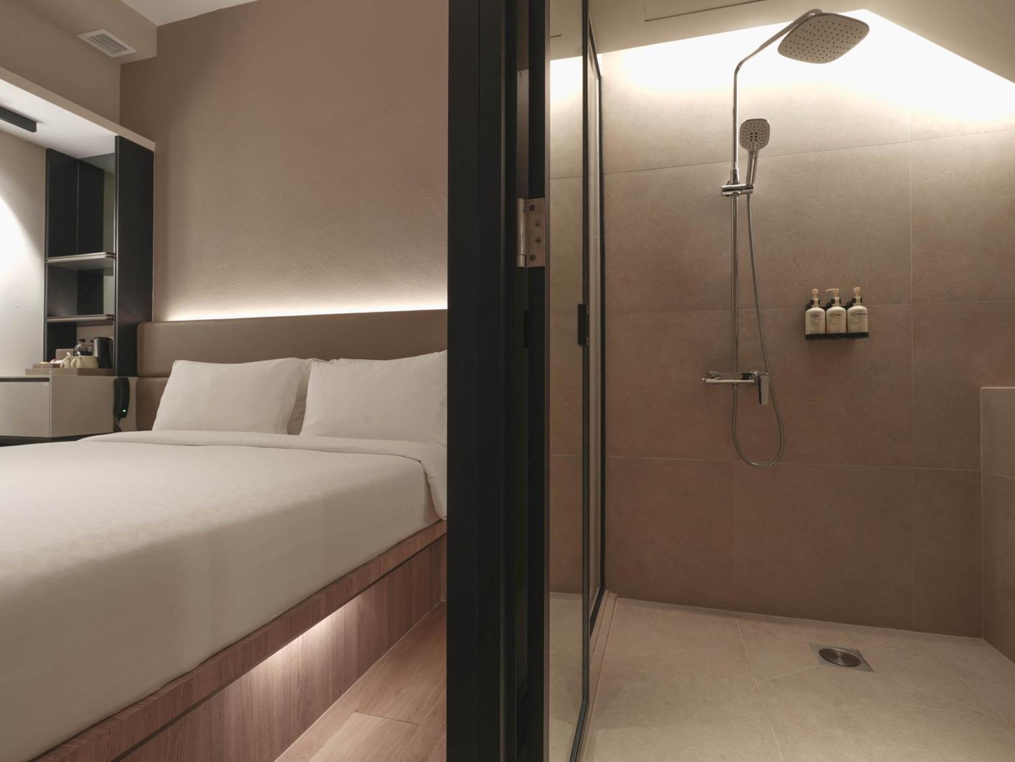 Executive Queen Room