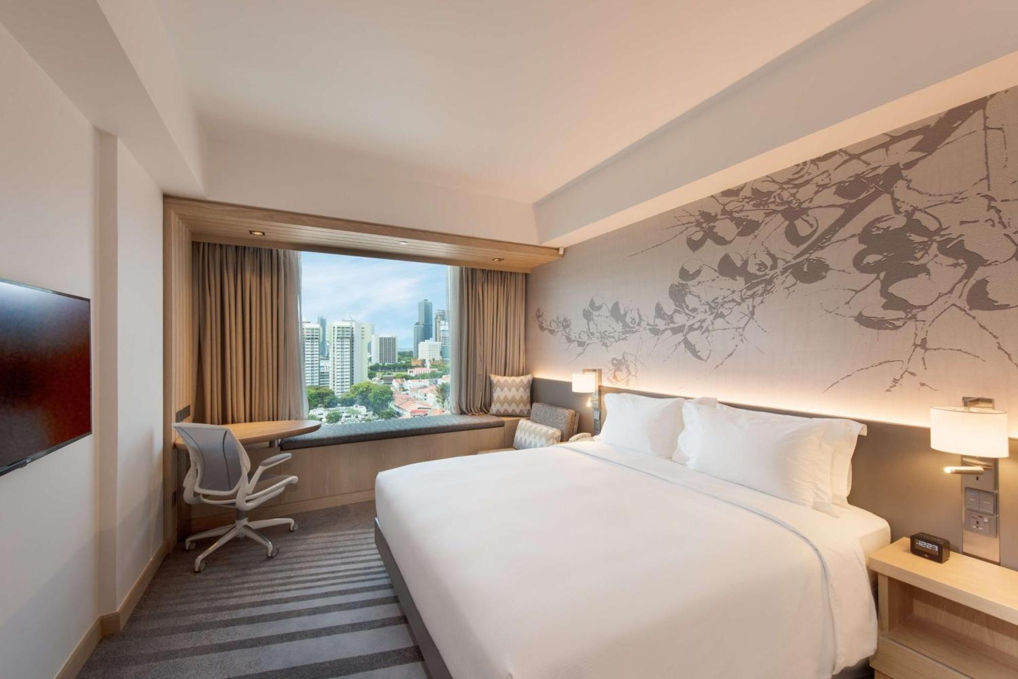 Deluxe City Family Room