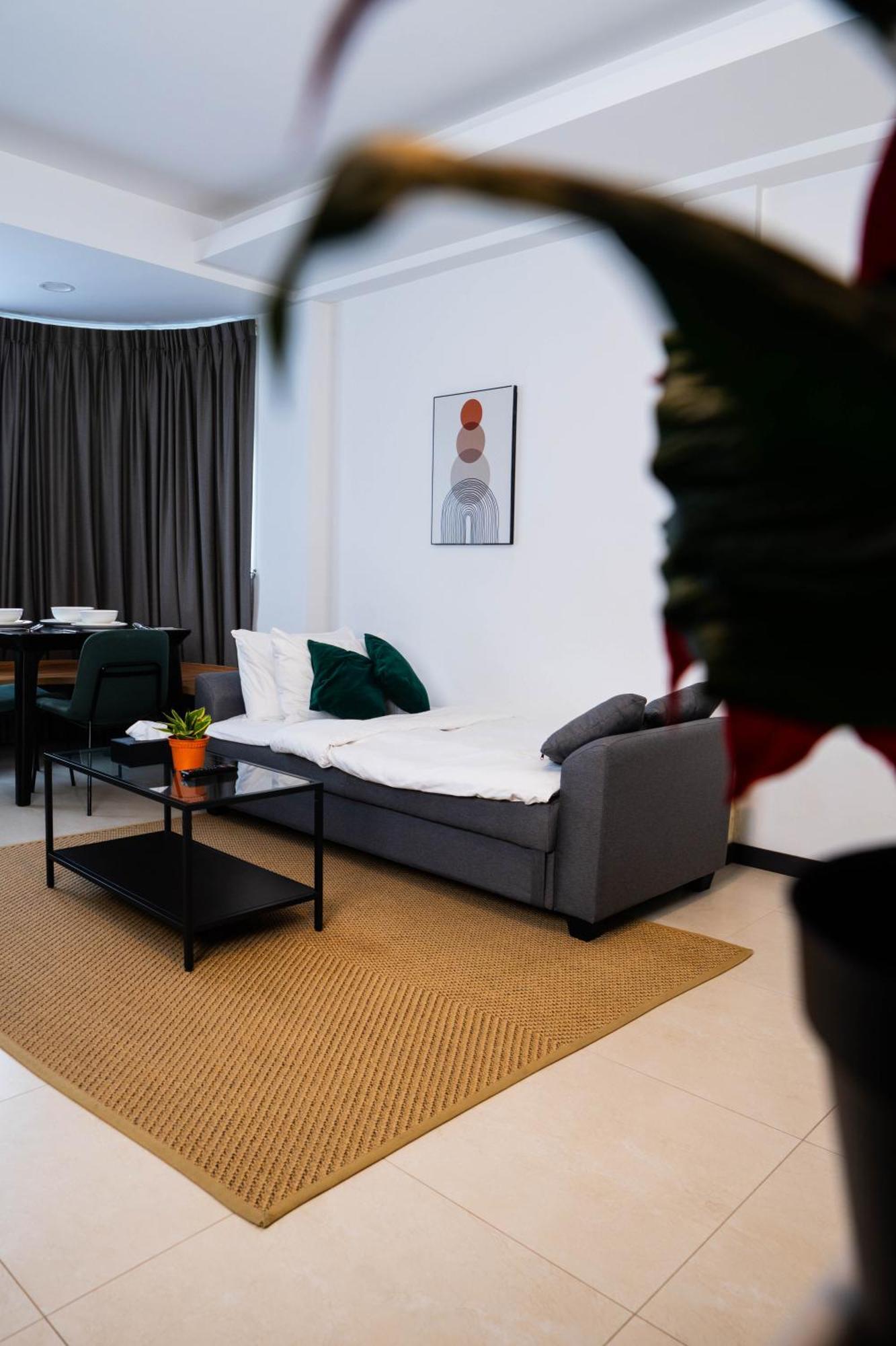 One-Bedroom Triple