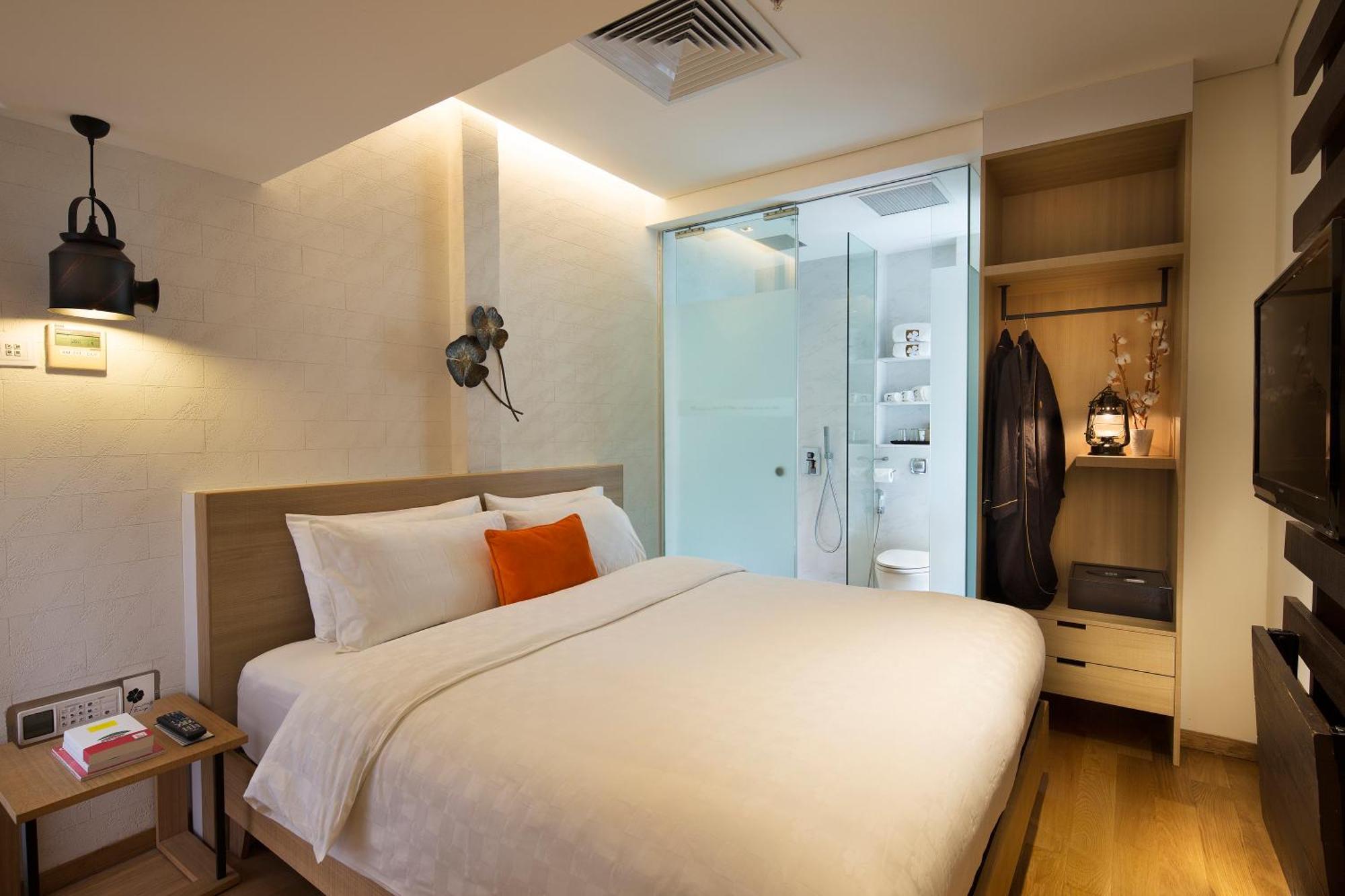 Executive King Room