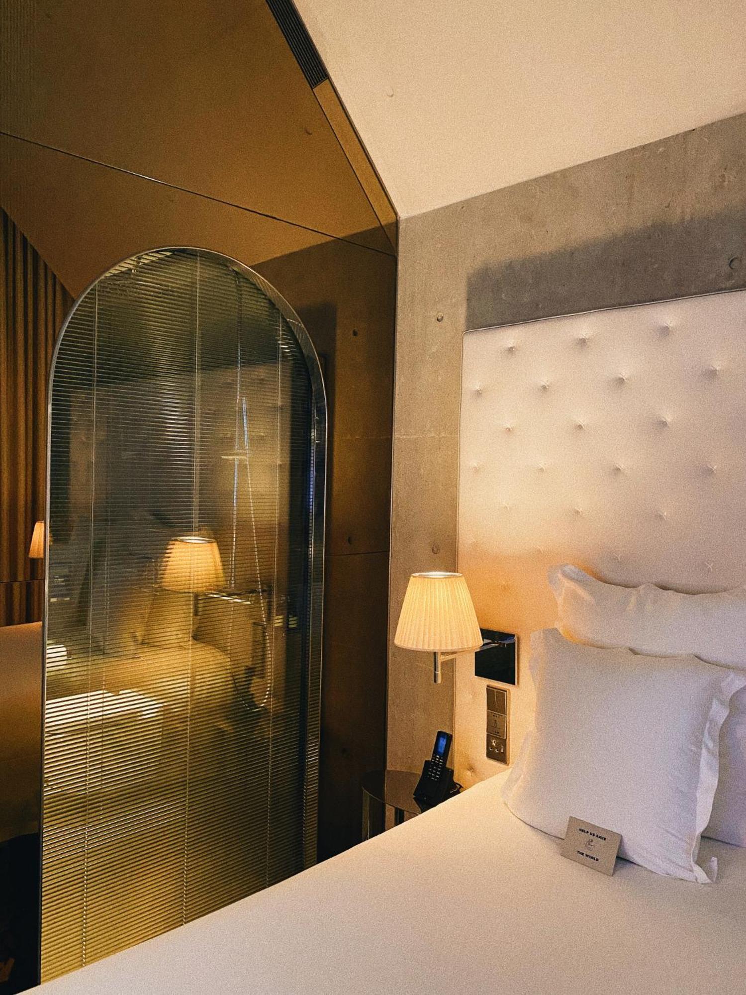 Alcove Cosy Queen