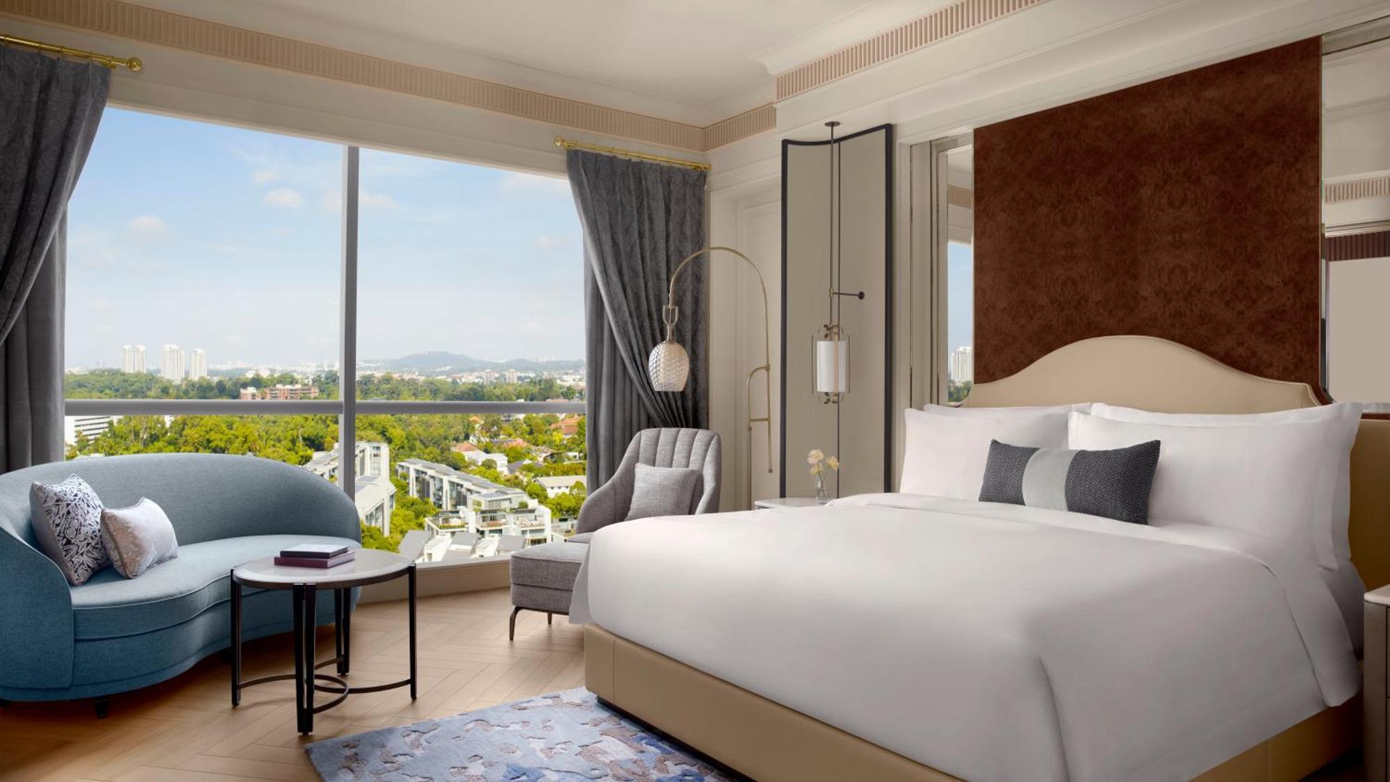 Astor Grand Deluxe Guest Room, 1 King Bed, Botanical Garden View