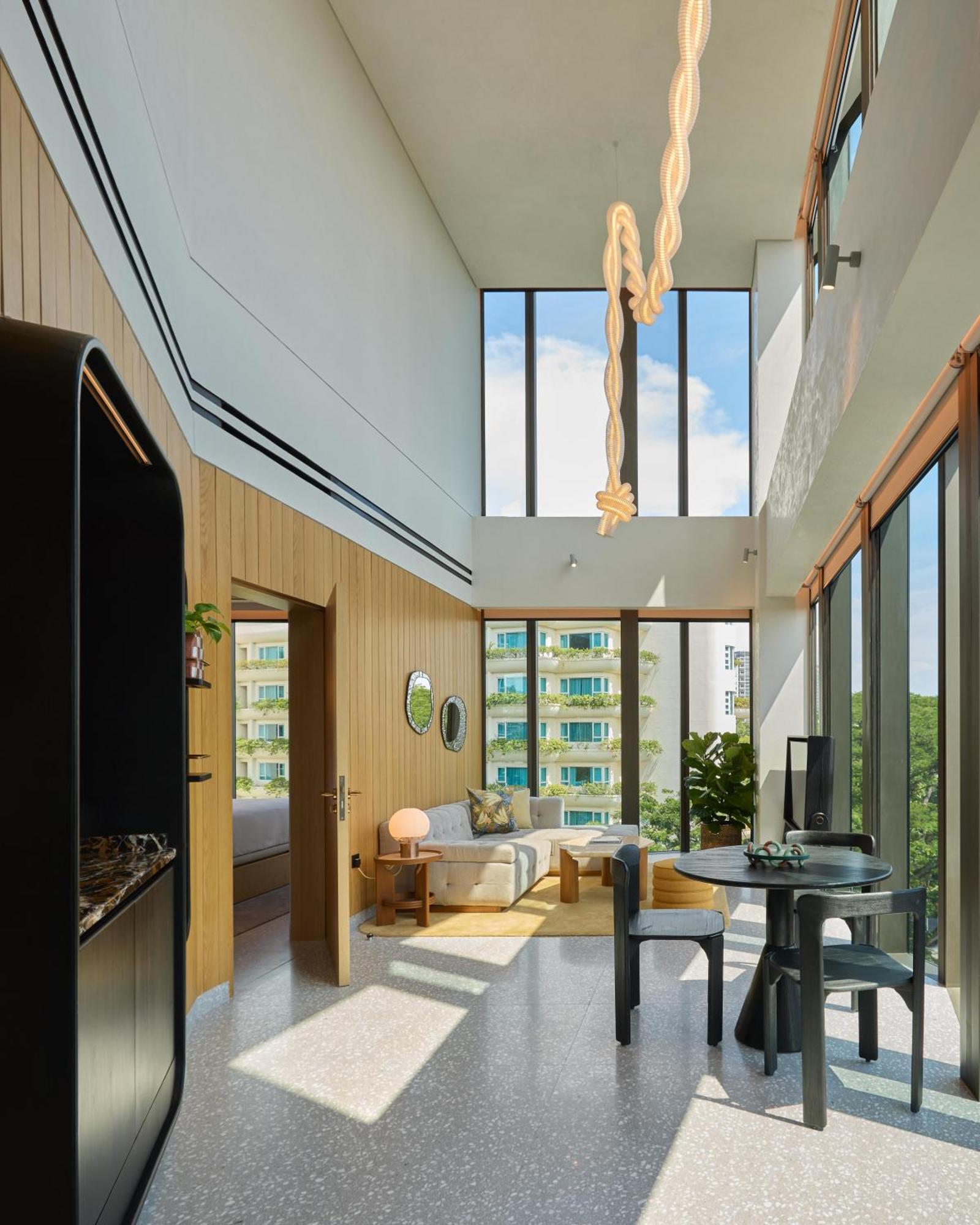 Suite Pool View