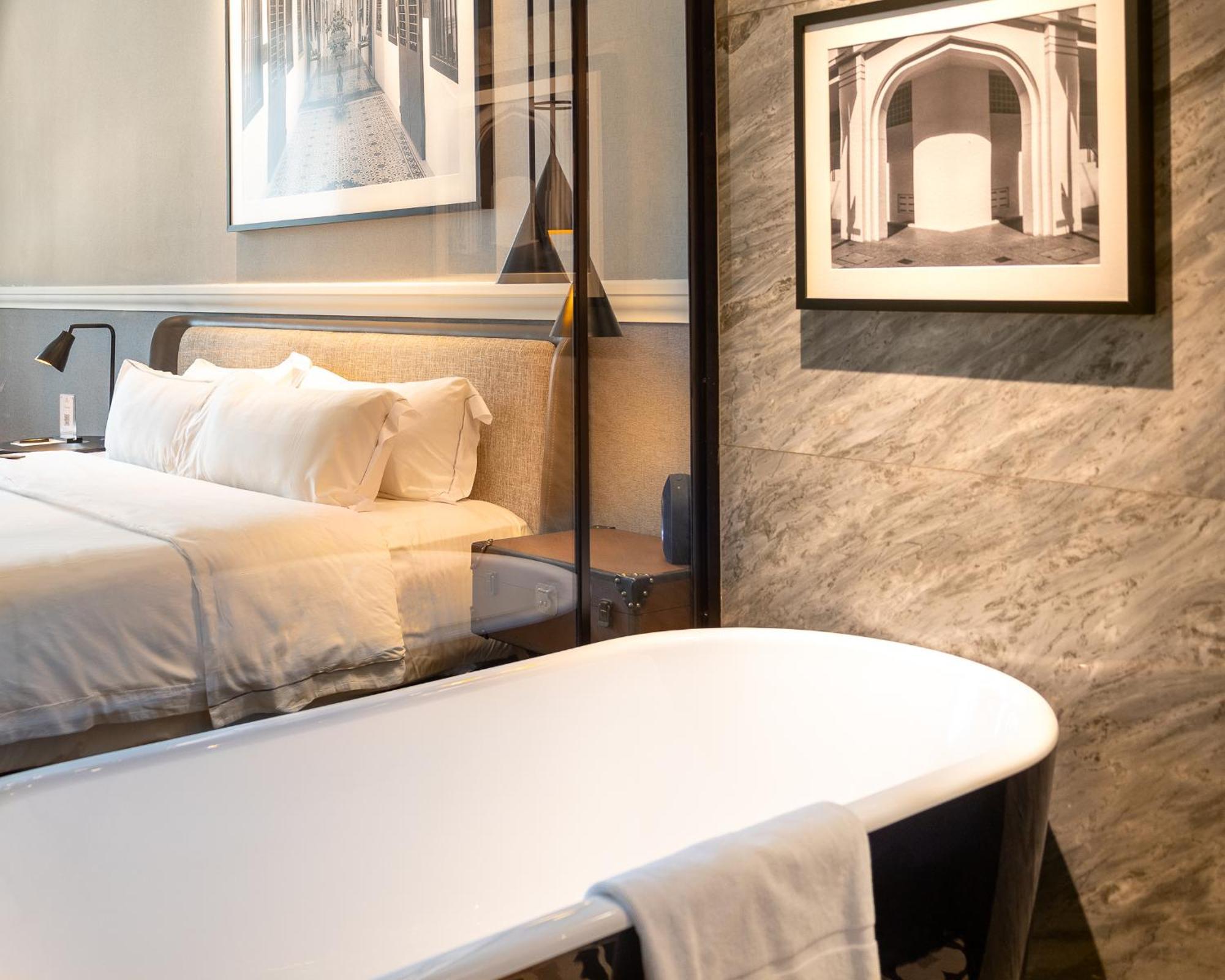 Premier Room