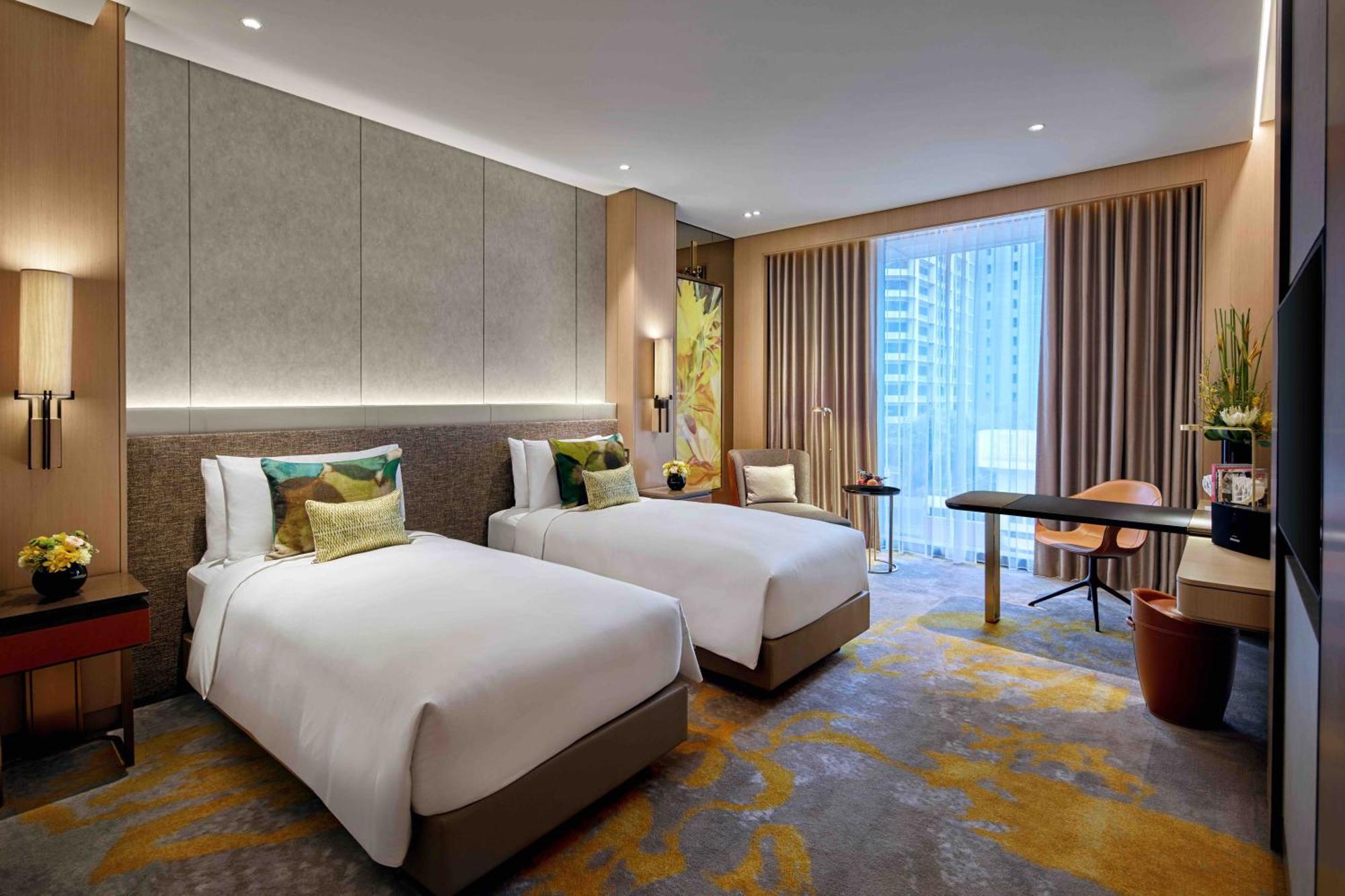 Luxury Club Room Club Millésime Access 2 Single Beds Heritage View High Floor