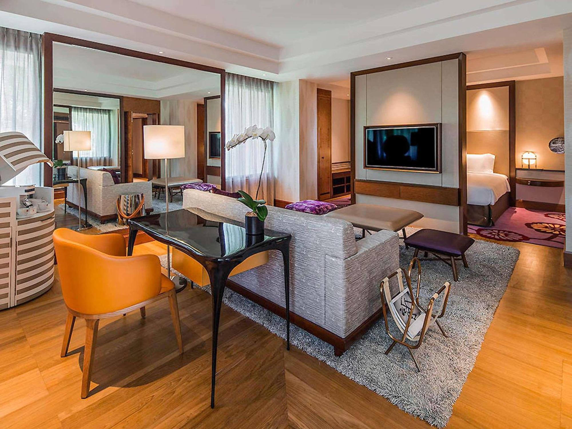Junior Suite (Open-concept Suite), 1 King Size Bed,1717068955:JPEG