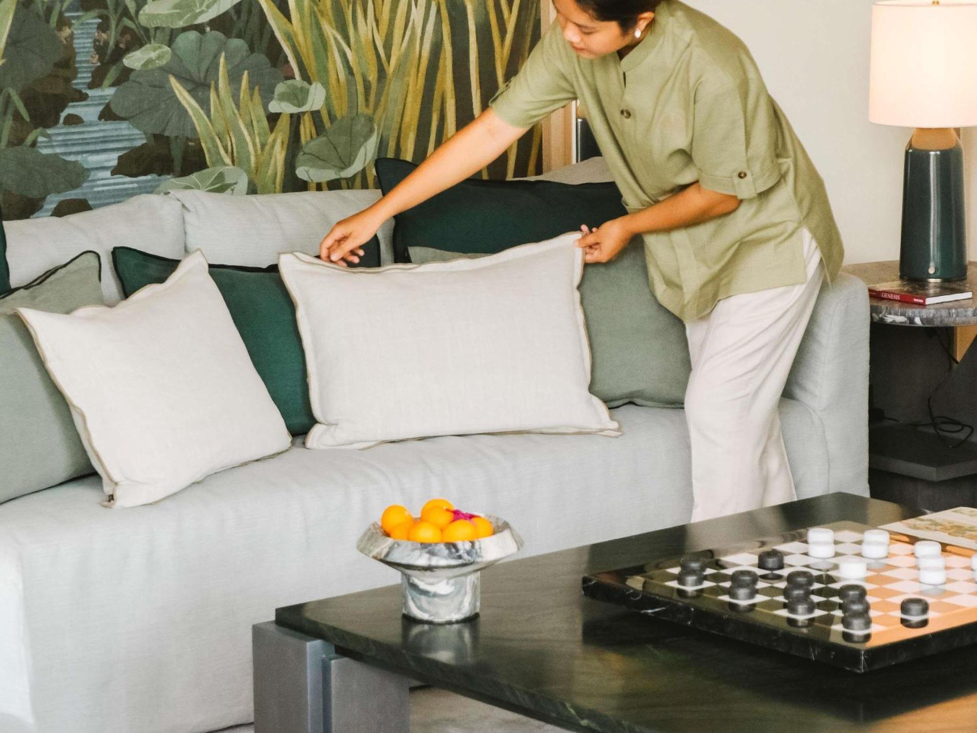 Signature Two-Bedroom Villa Pool 1 King Bed & 2 Single Beds,1650752478:JPEG
