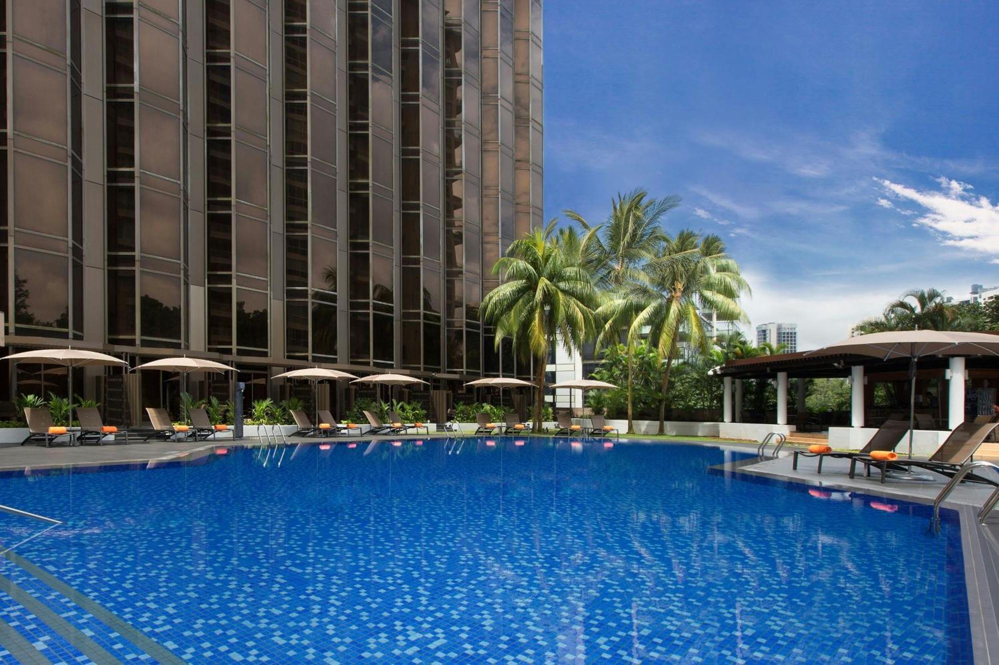 Cabana King Room Balcony Executive Lounge Access