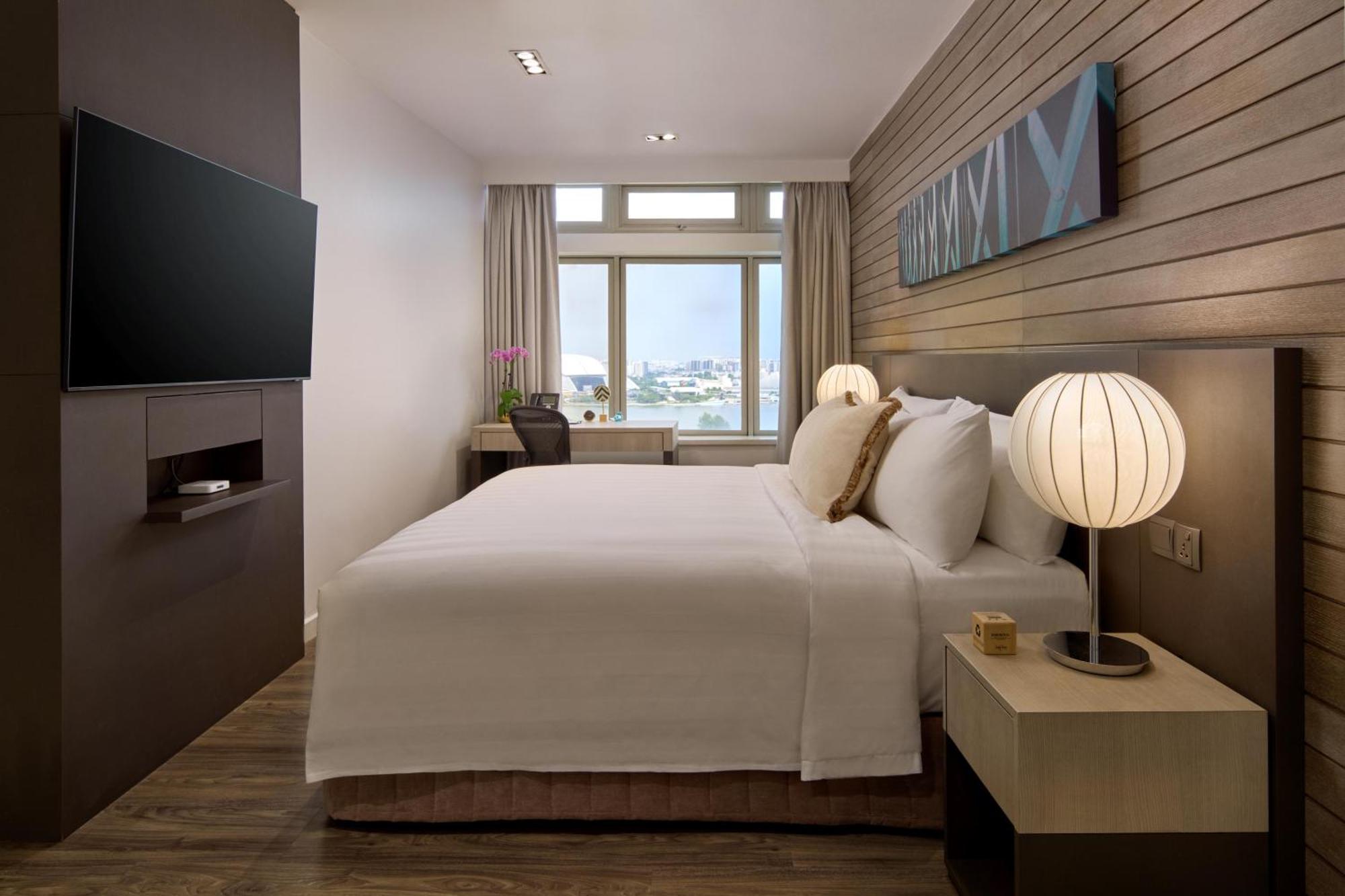 Deluxe Two-Bedroom Apartment