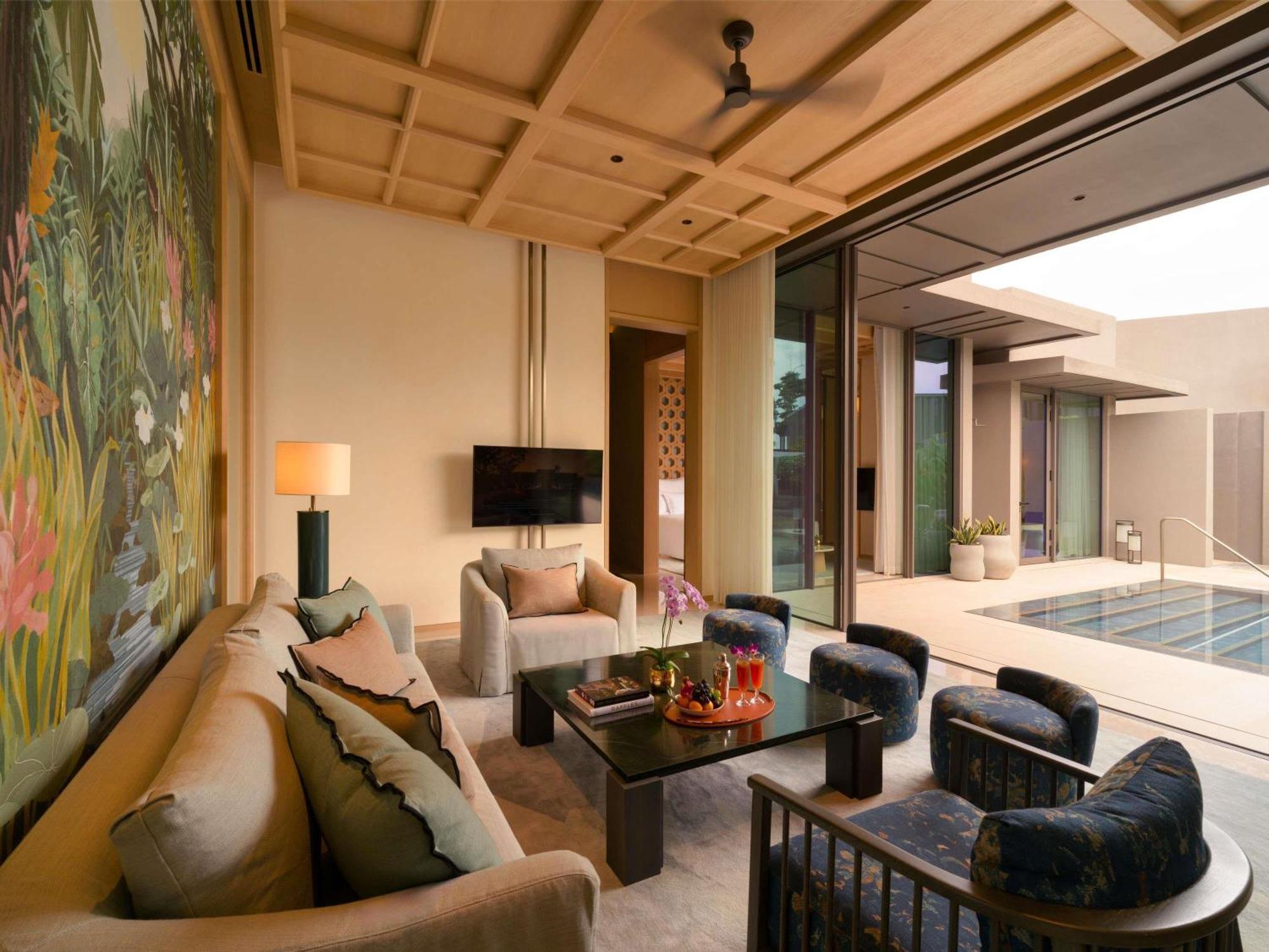 Signature Two-Bedroom Villa with Pool, 1 King Bed & 2 Single Beds