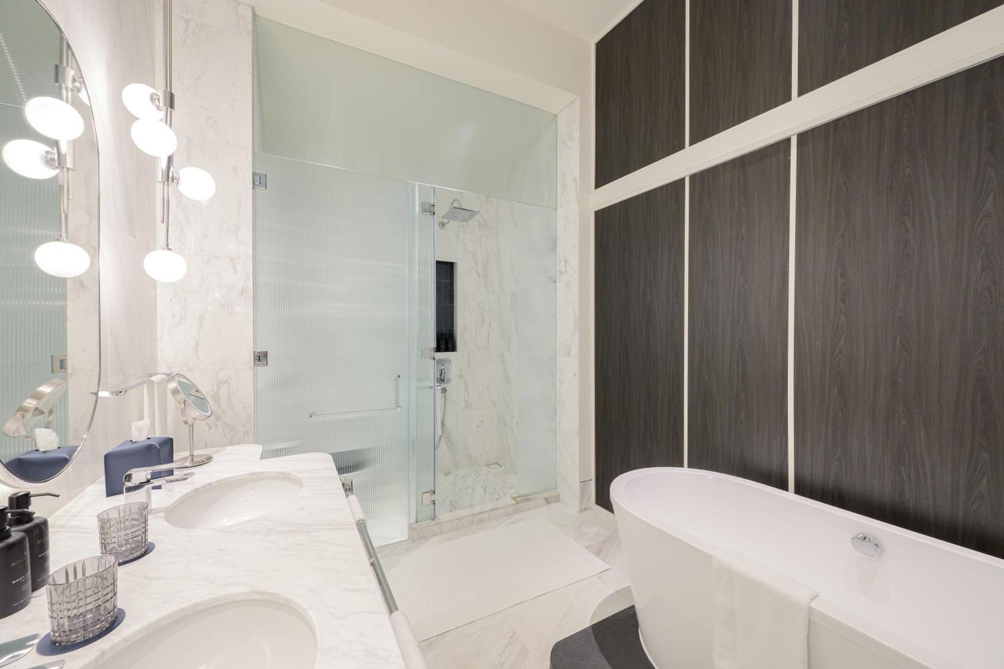 Fort Canning Suite
