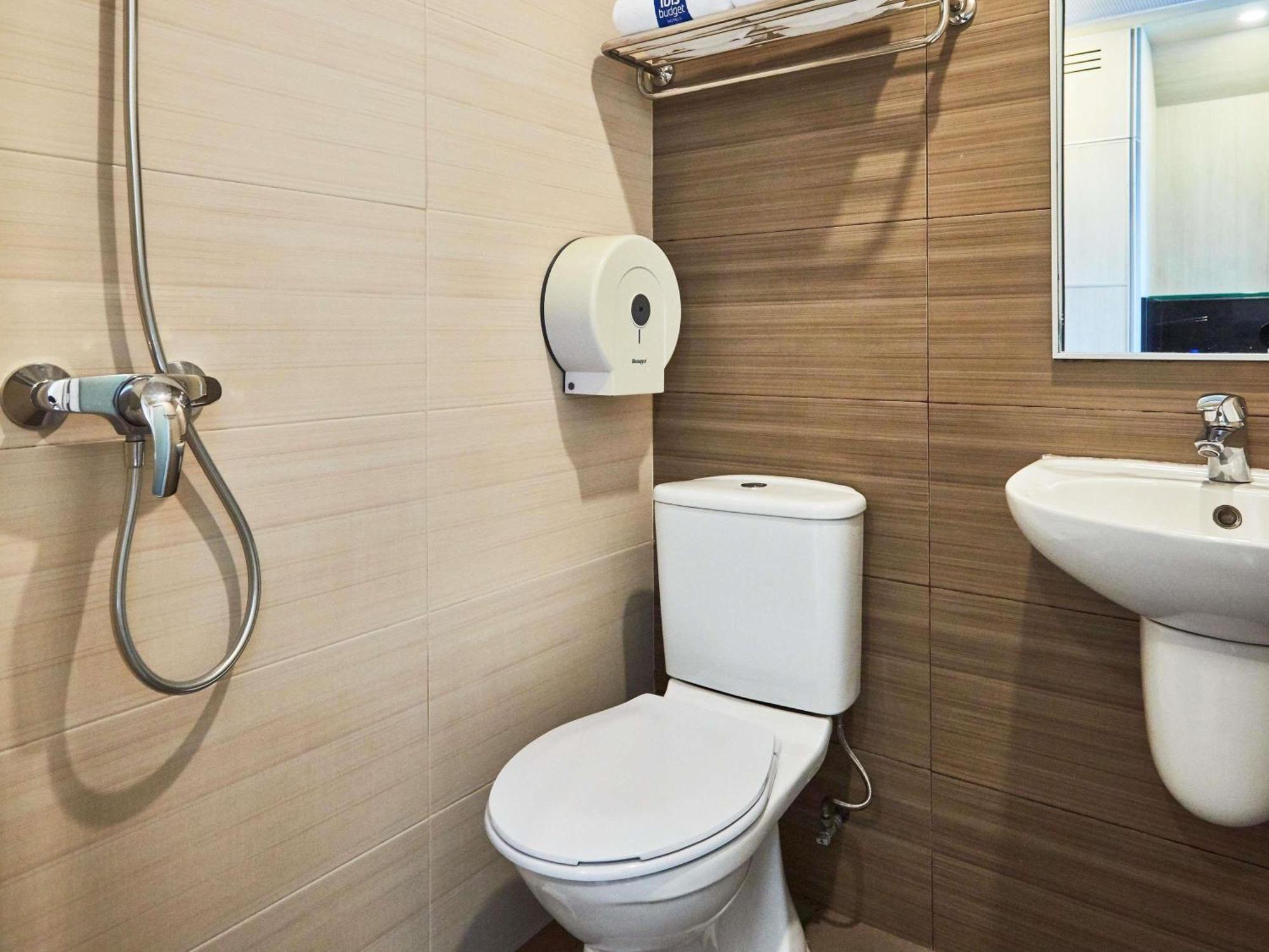 Standard Twin Room No Window