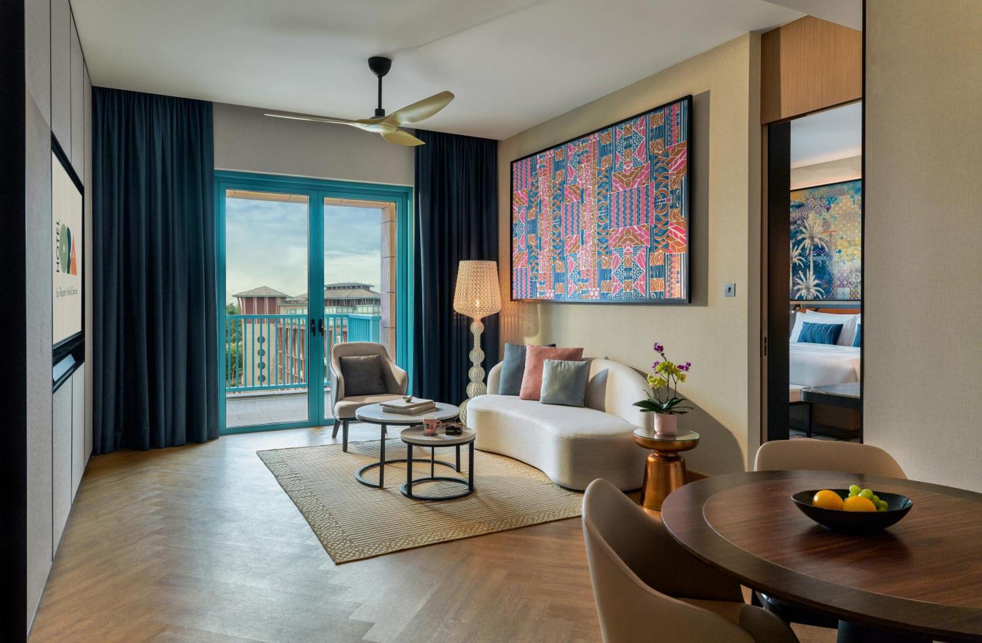 Deluxe Suite