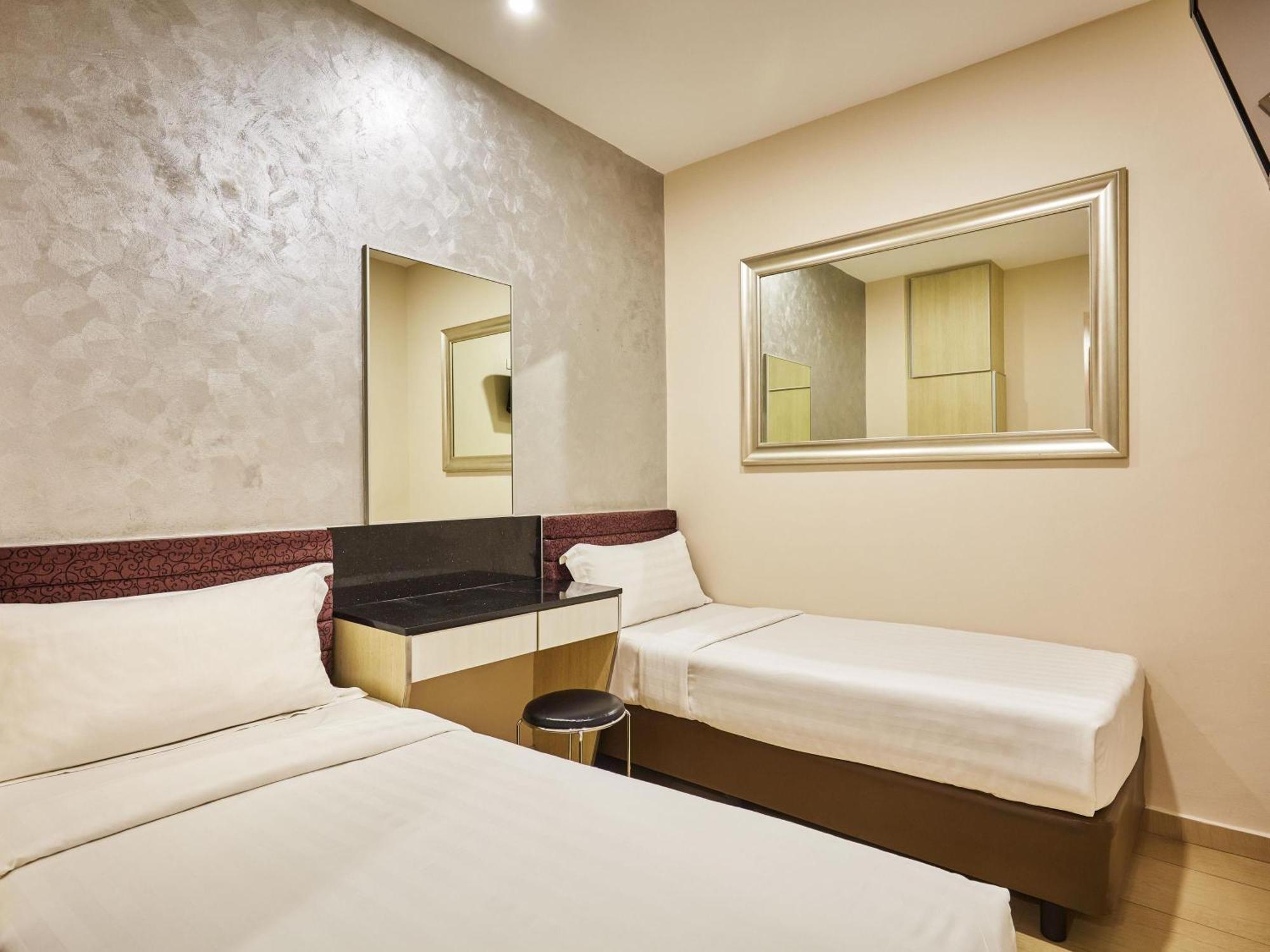 Standard Twin Room No Window