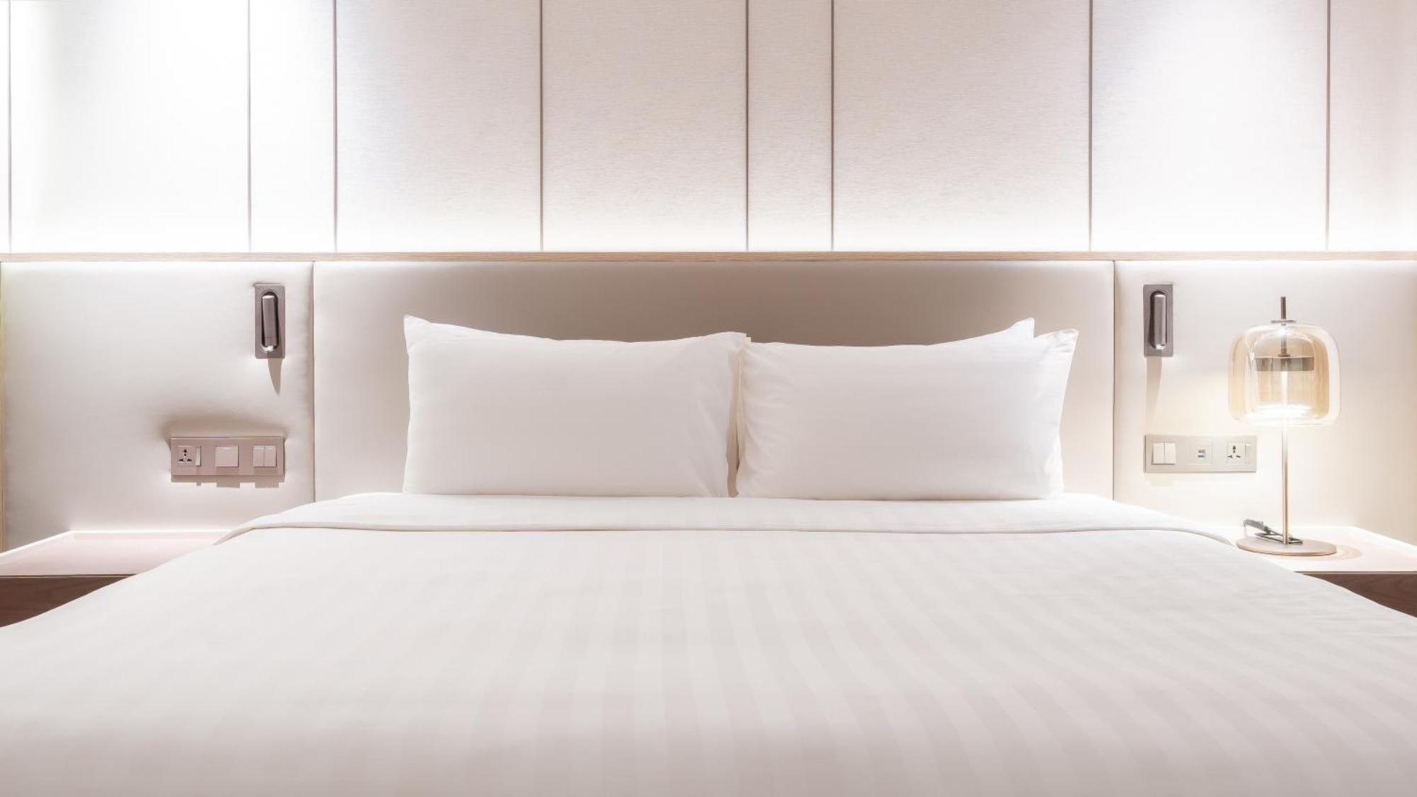 Grand Deluxe Twin - Newly Refurbished