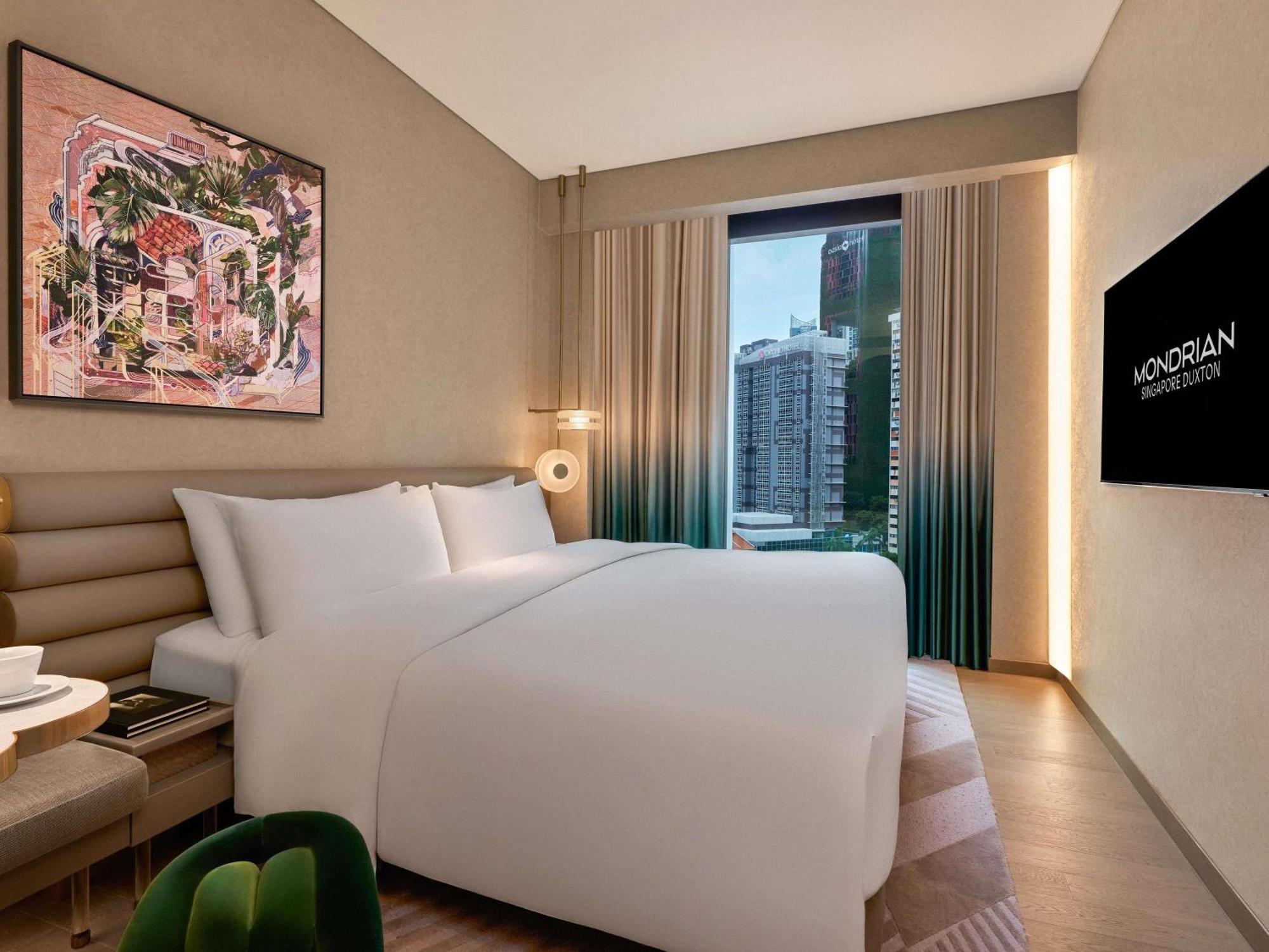 Executive King Club Benefits High Floor