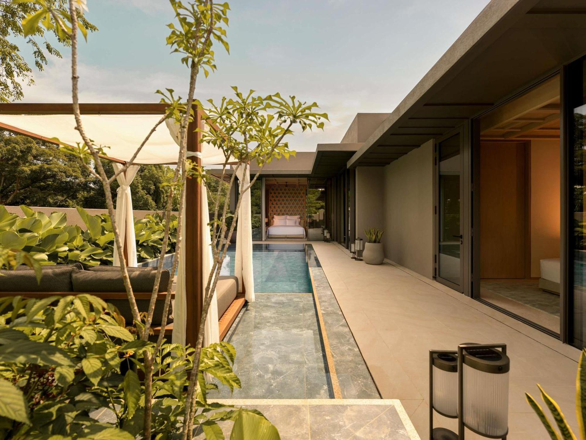Signature Two-Bedroom Villa Pool 1 King Bed & 2 Single Beds
