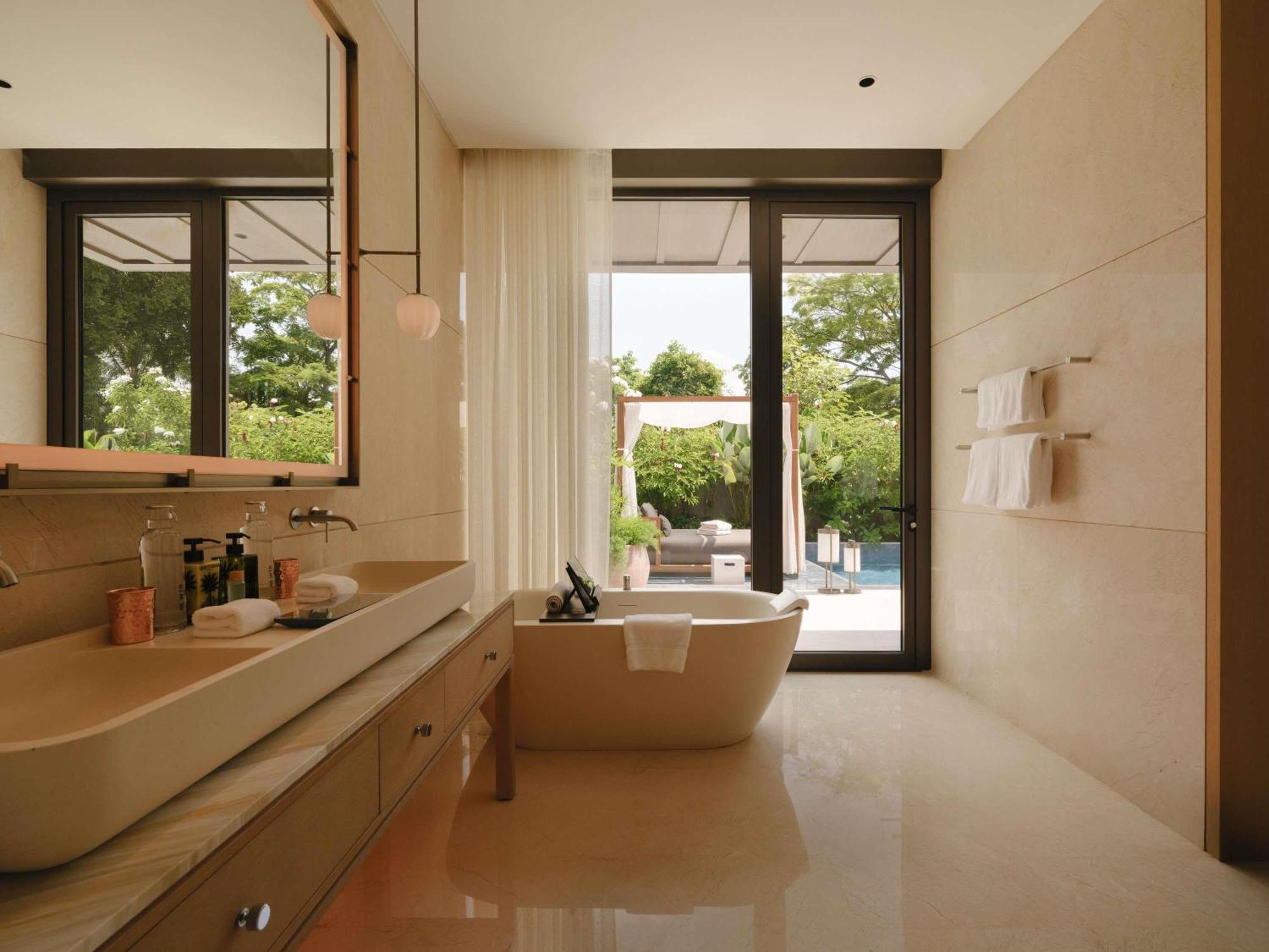 Sunset One-Bedroom Villa Pool 1 King Bed