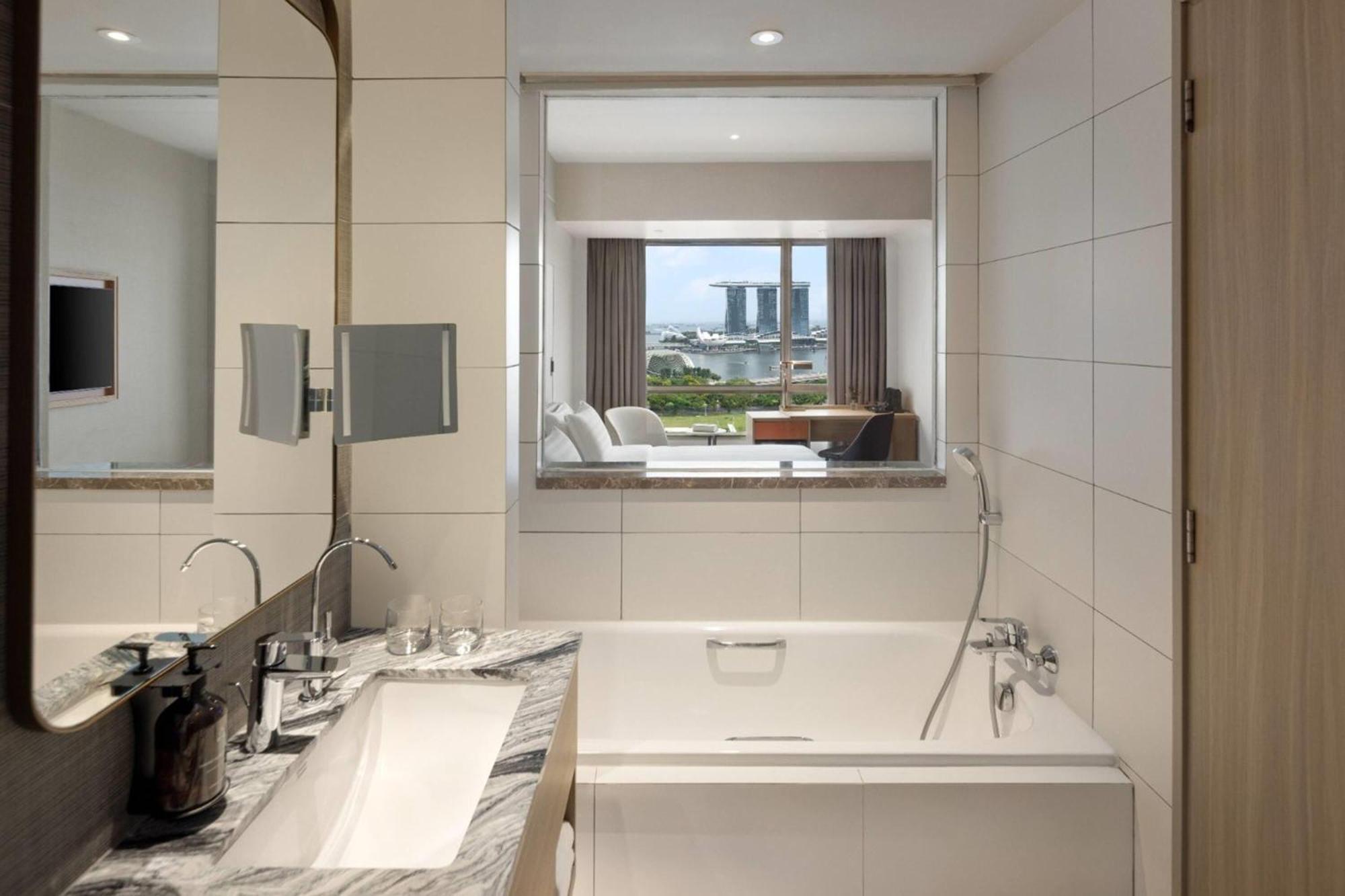 Prestige King Suite Skyline View