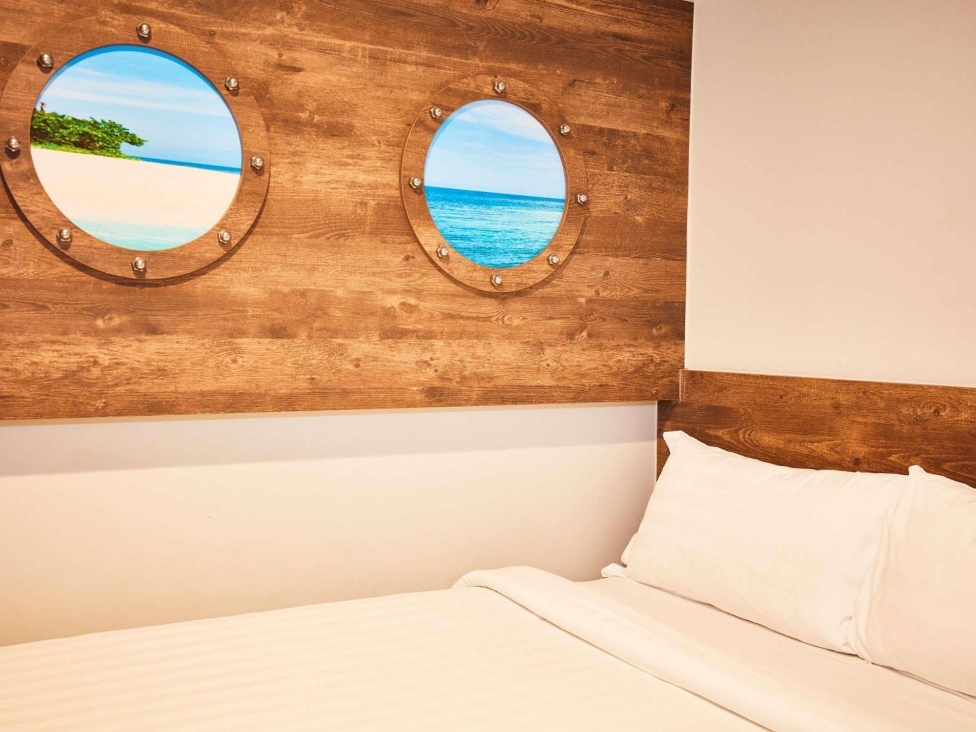 Standard Double Room No Window