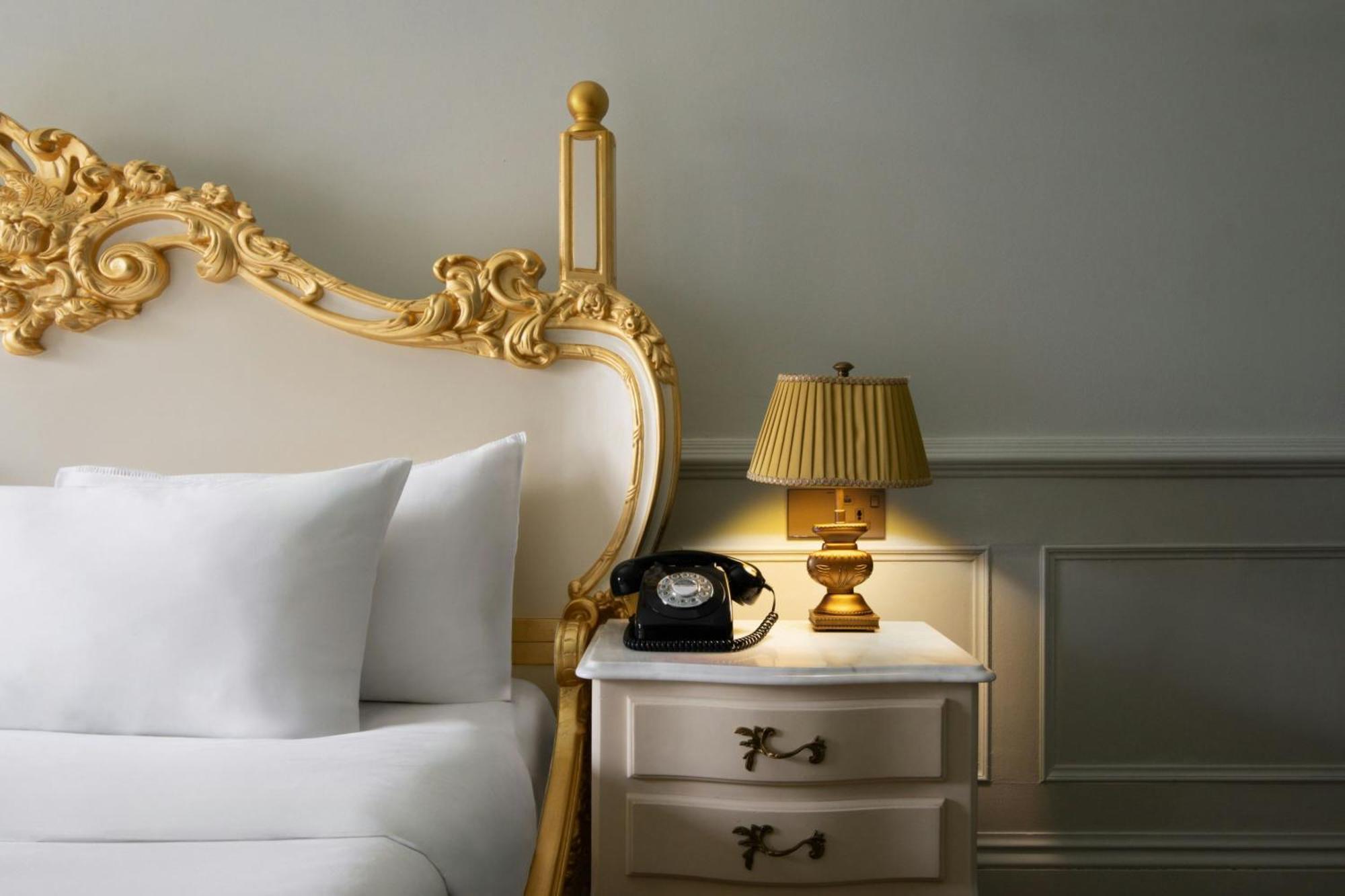 Royal Prince Room 1 King Club Lounge Access Complimentary Cocktails & Snacks