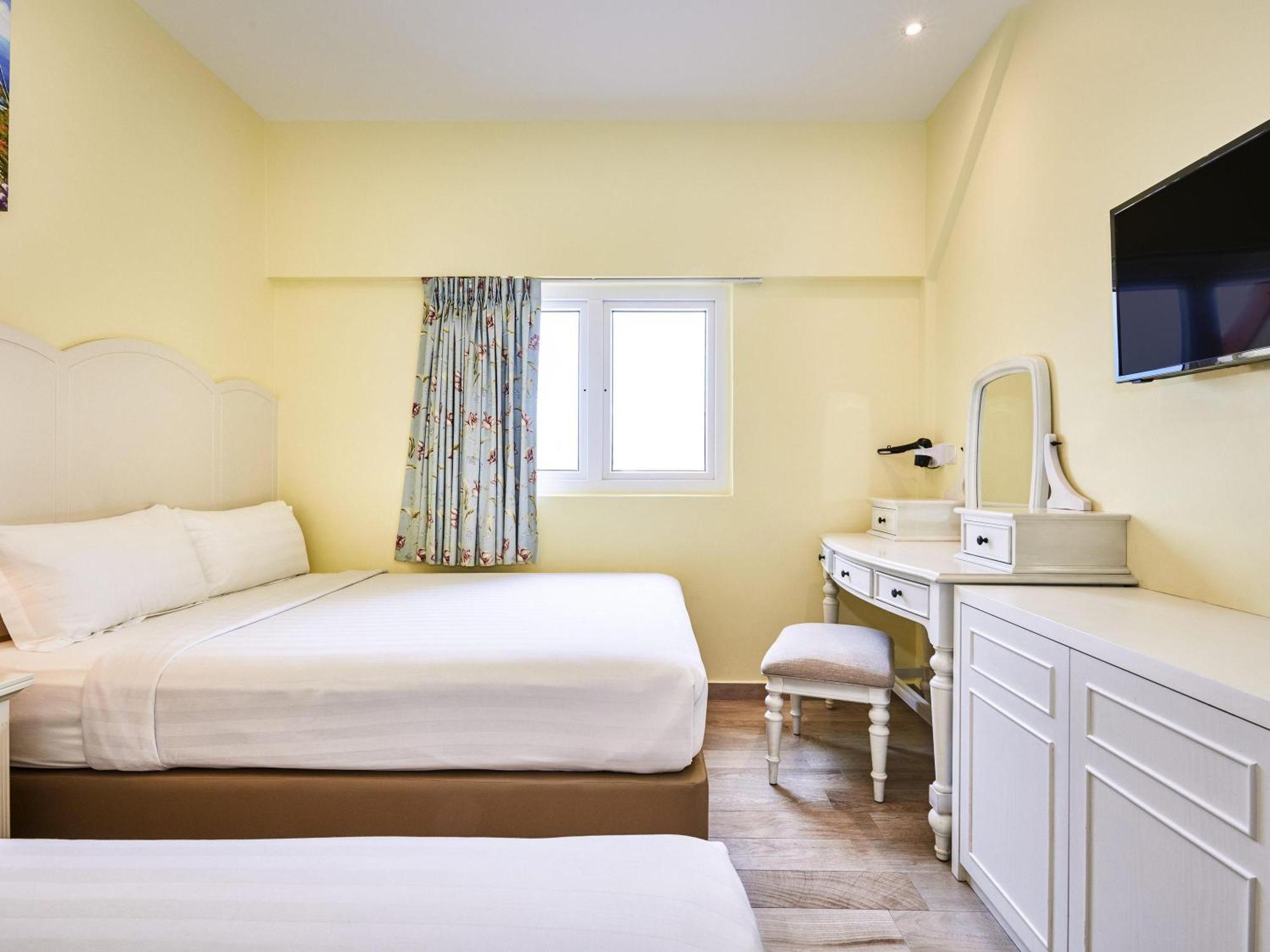 Superior Triple Room