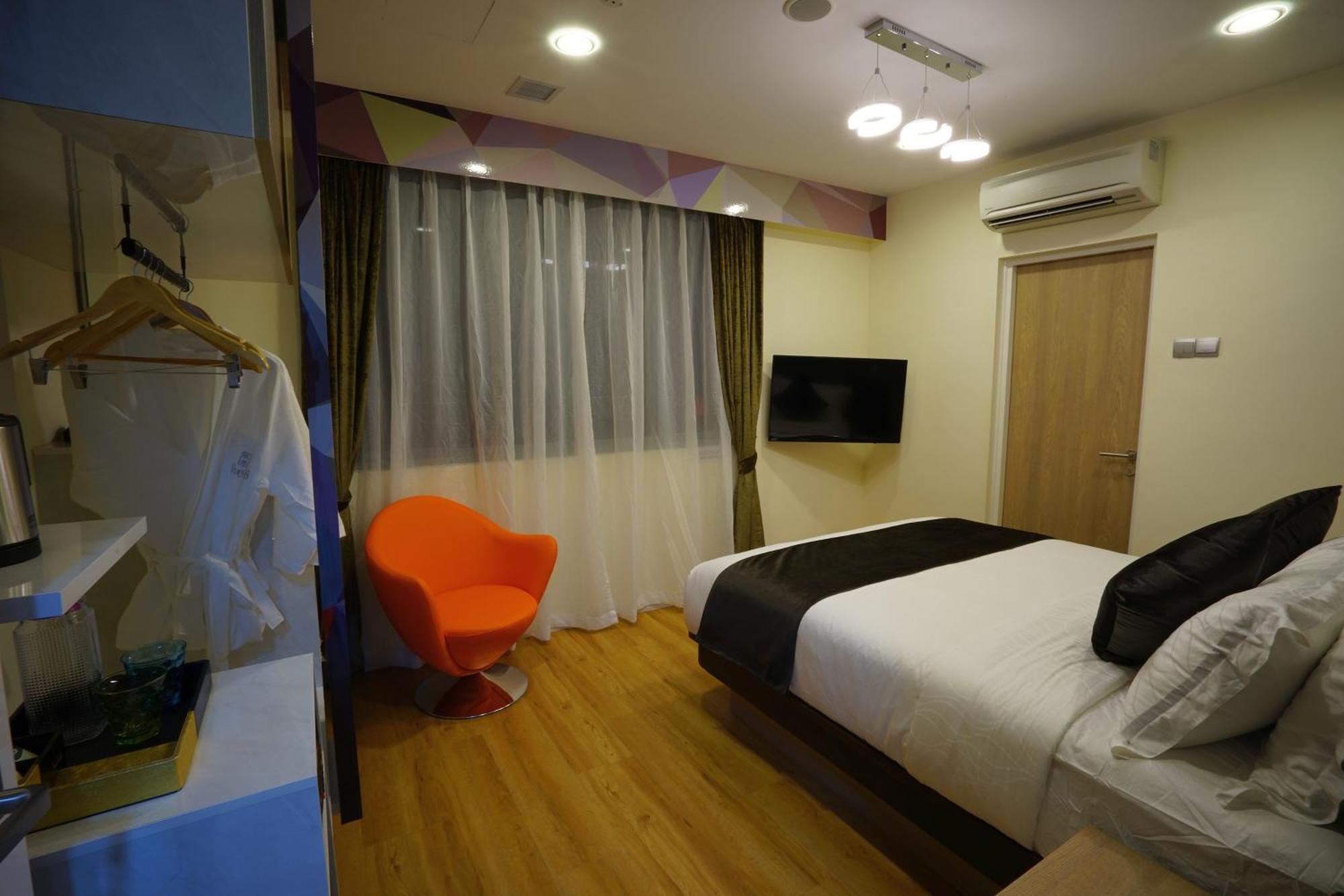 Superior Queen Room,527036571:JPEG