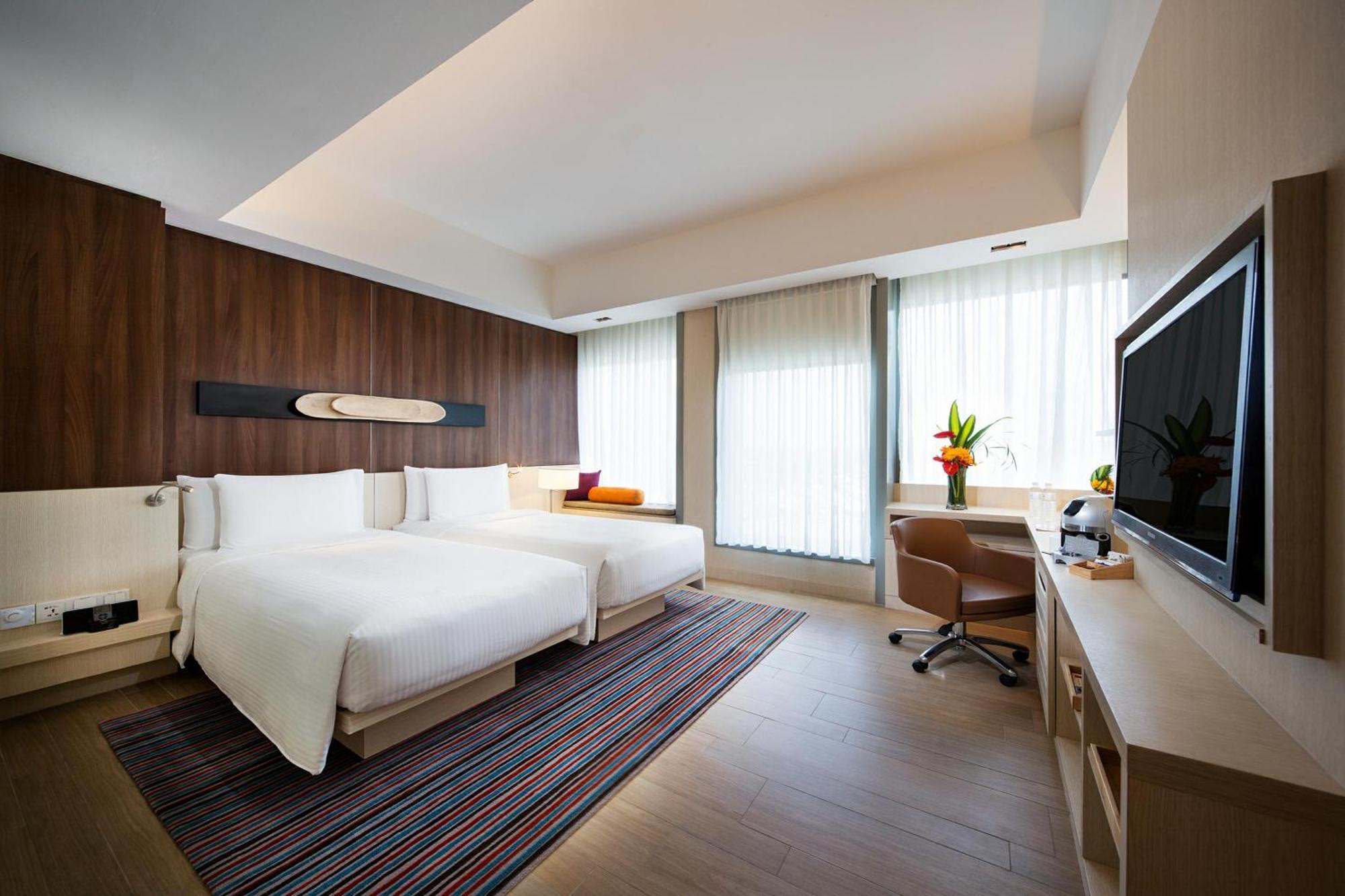 Deluxe Plus Double or Twin Room,684087981:JPEG