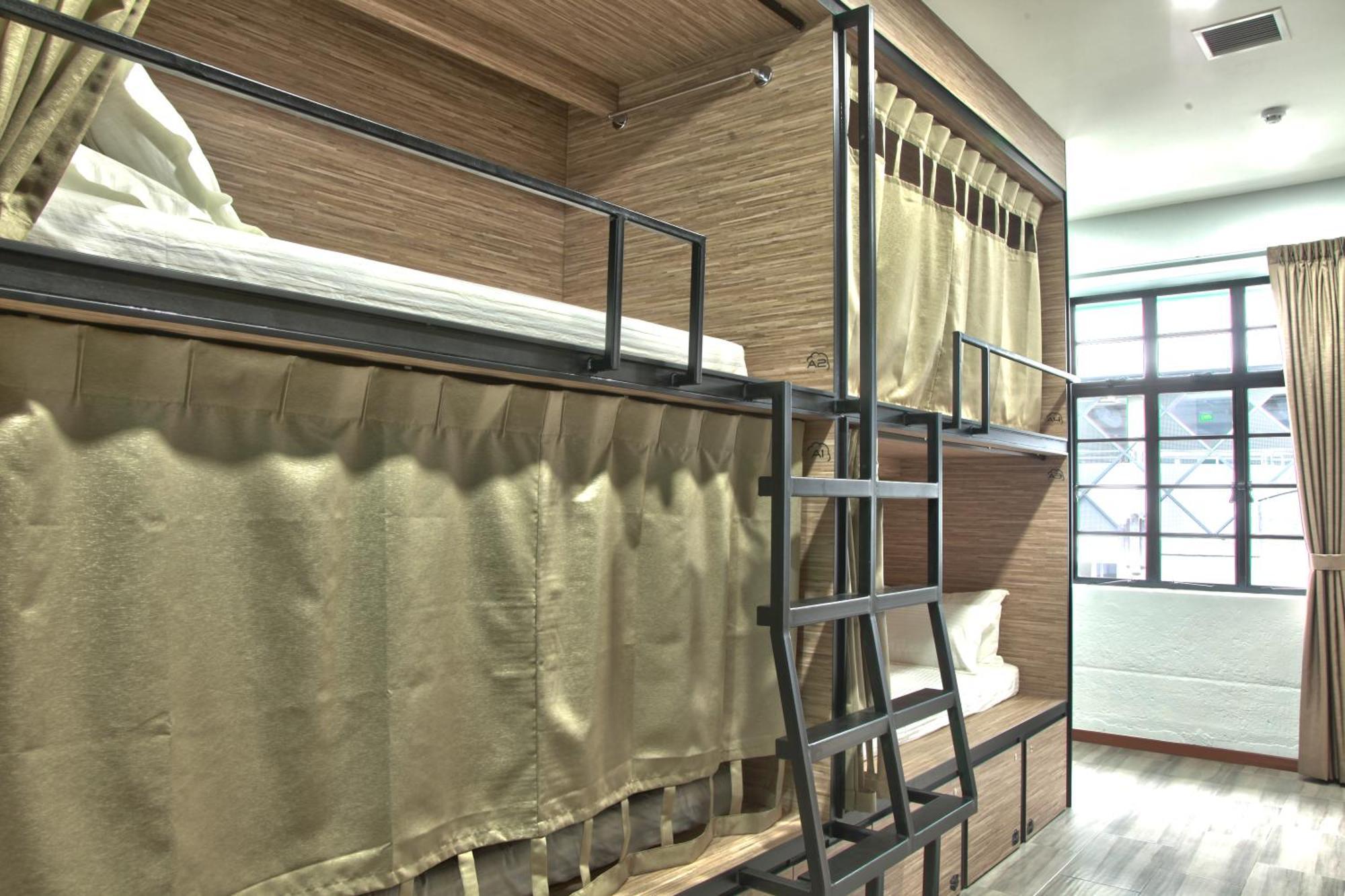Single Pod Mixed Dorm