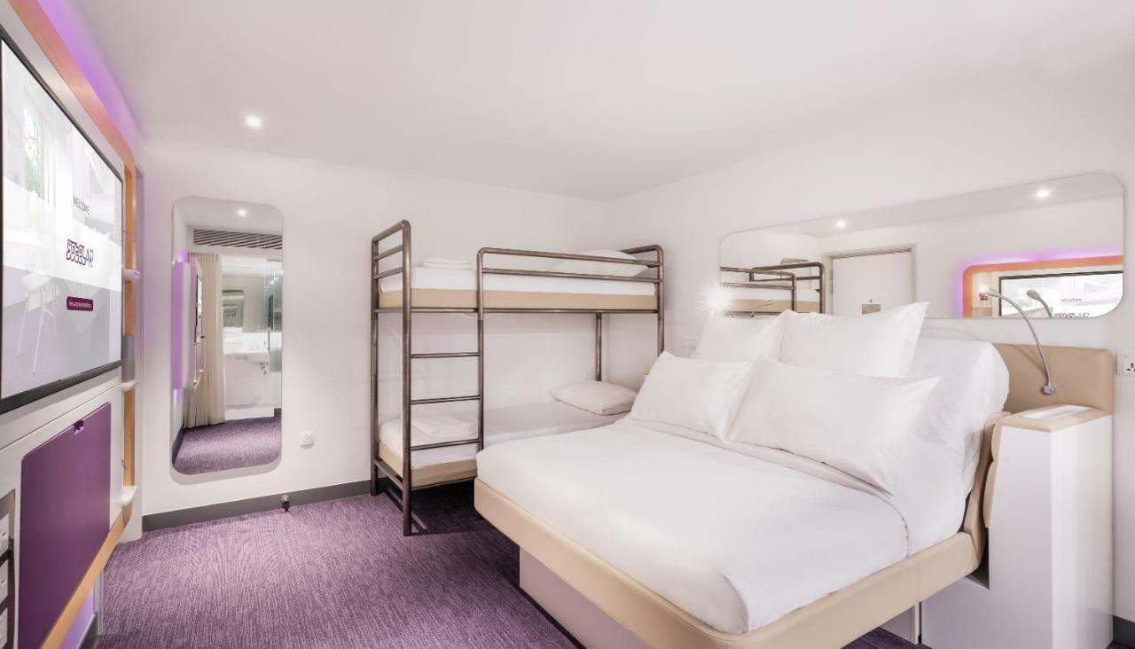 Family Room,847081901:JPEG