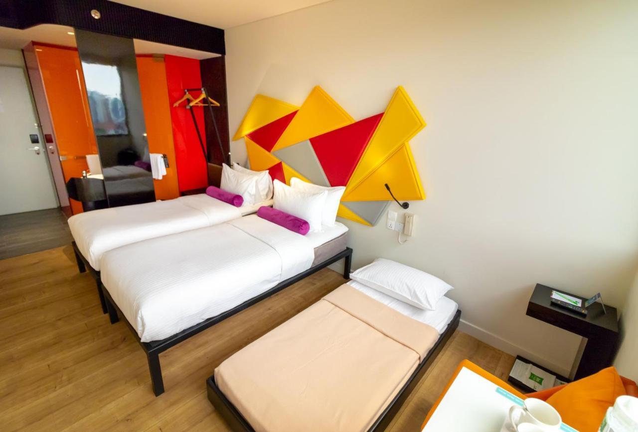Standard Triple Room 3 Single Beds